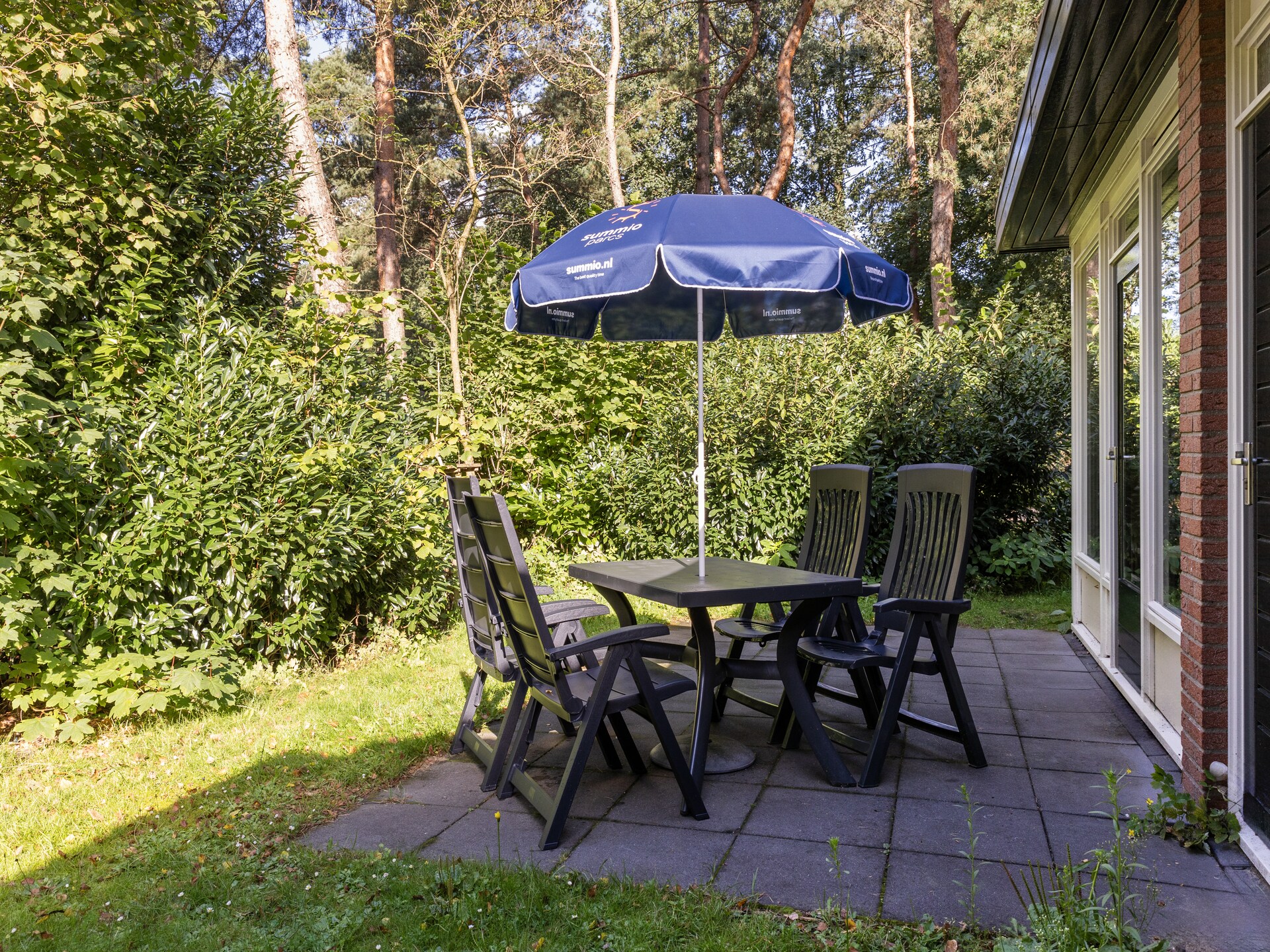 Vrijstaande bosbungalow op Parc Heihaas in Putten met open haard en hondvriendelijk terrein - foto 10