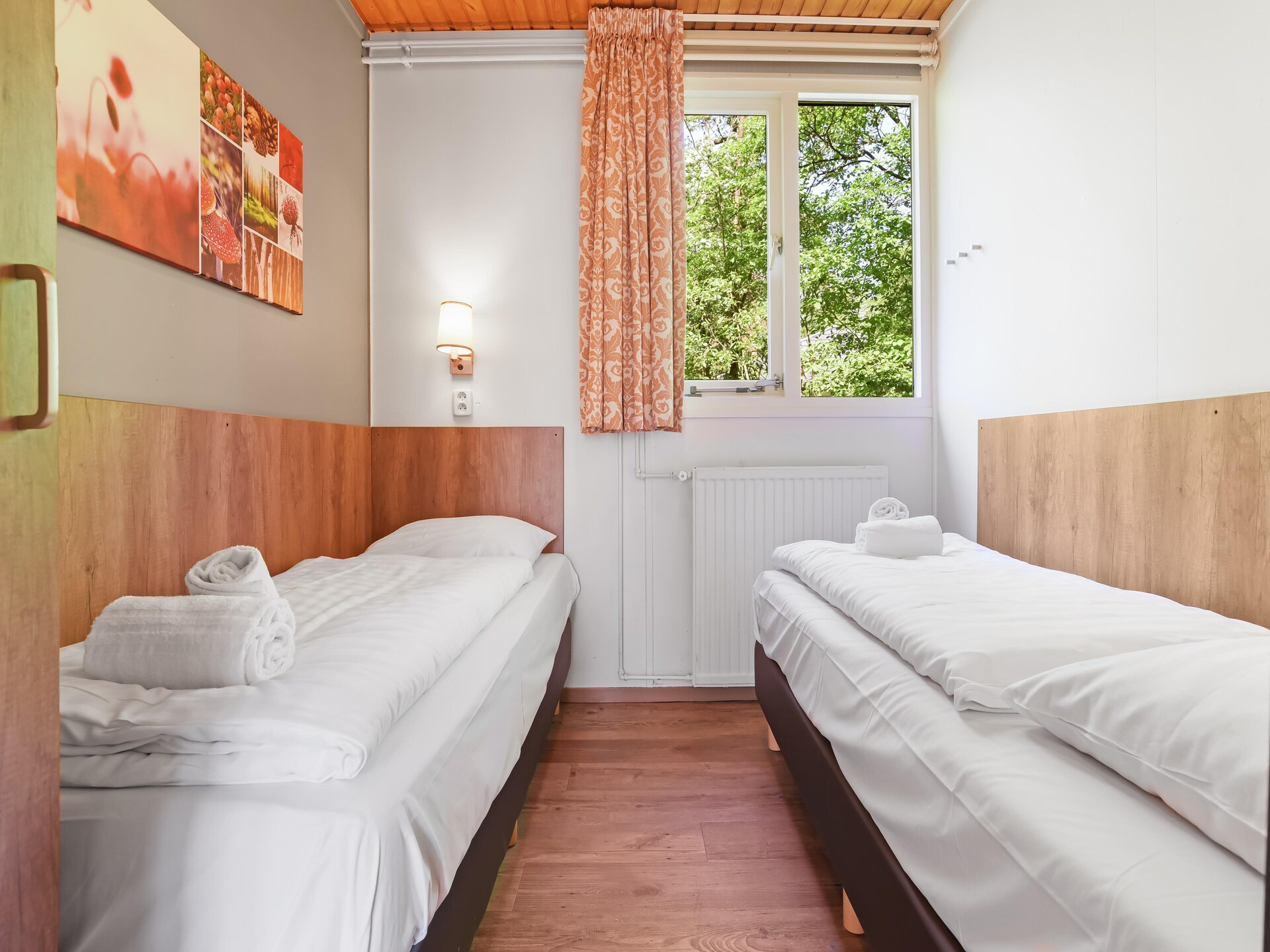 Vrijstaande bungalow voor 8 personen op bosrijk vakantiepark Parc Heihaas - foto 6