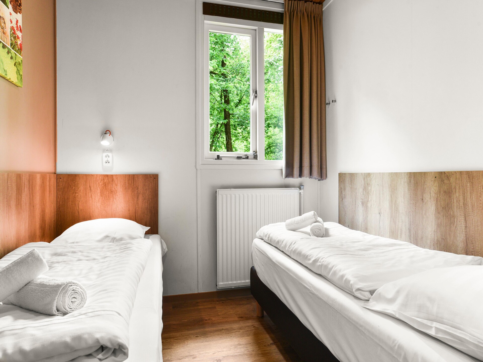 Vrijstaande bungalow met open haard op bosrijk vakantiepark Parc Heihaas - foto 7