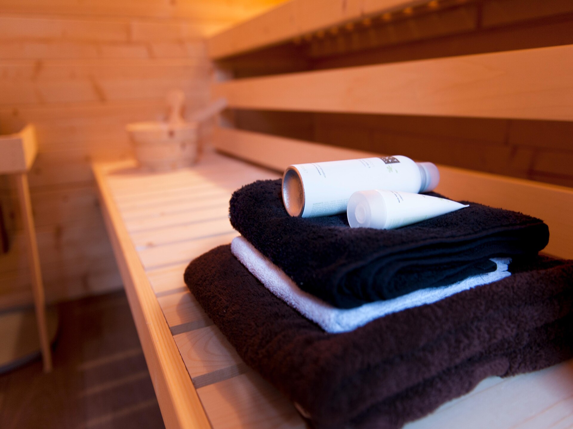 Abeltjeshuis Wellness de luxe: 20-persoons villa met buitenspa aan het water - foto 21