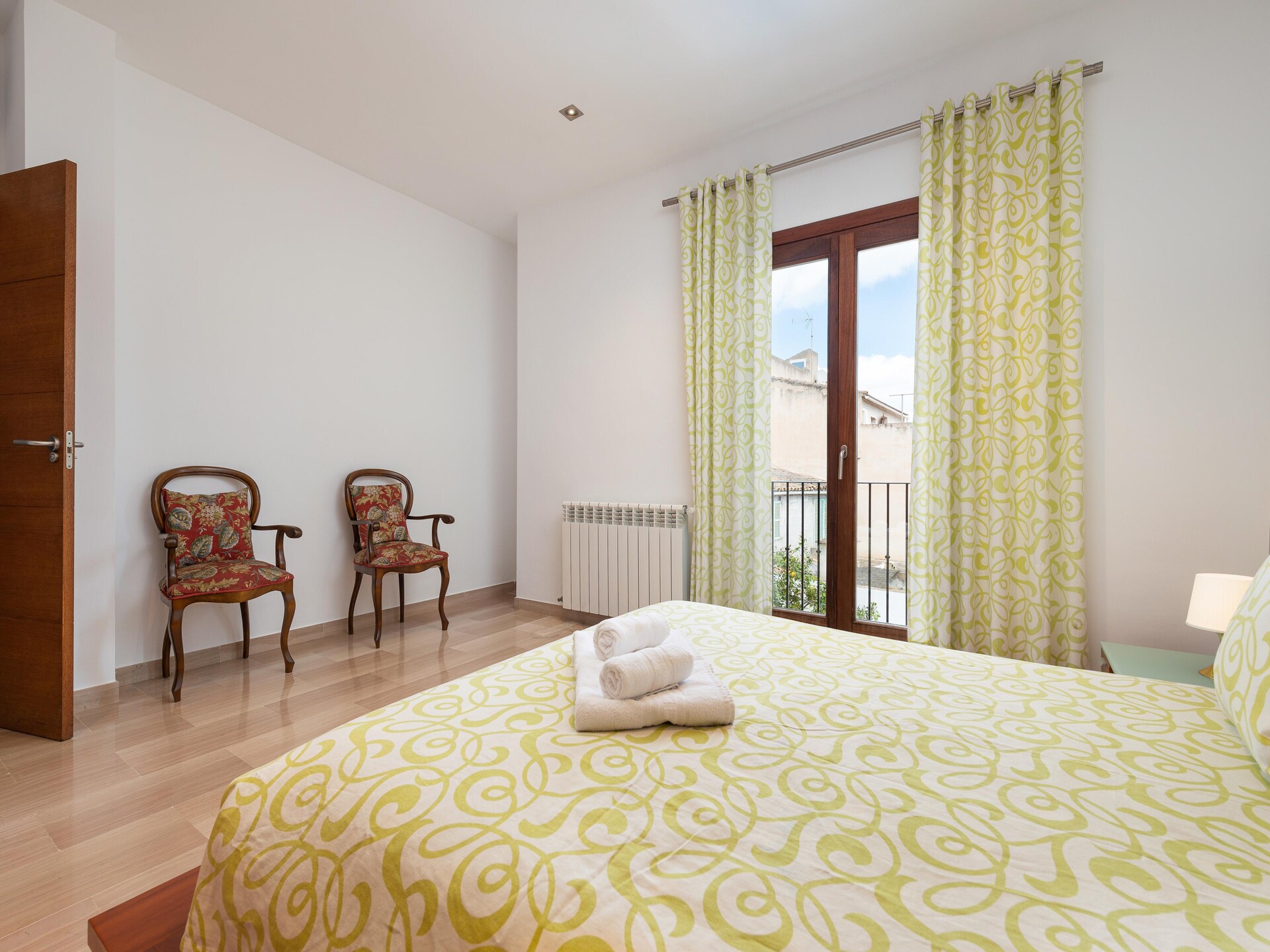 Stijlvol dorpshuis met patio, privézwembad en jacuzzi in Maria de la Salut - foto 22
