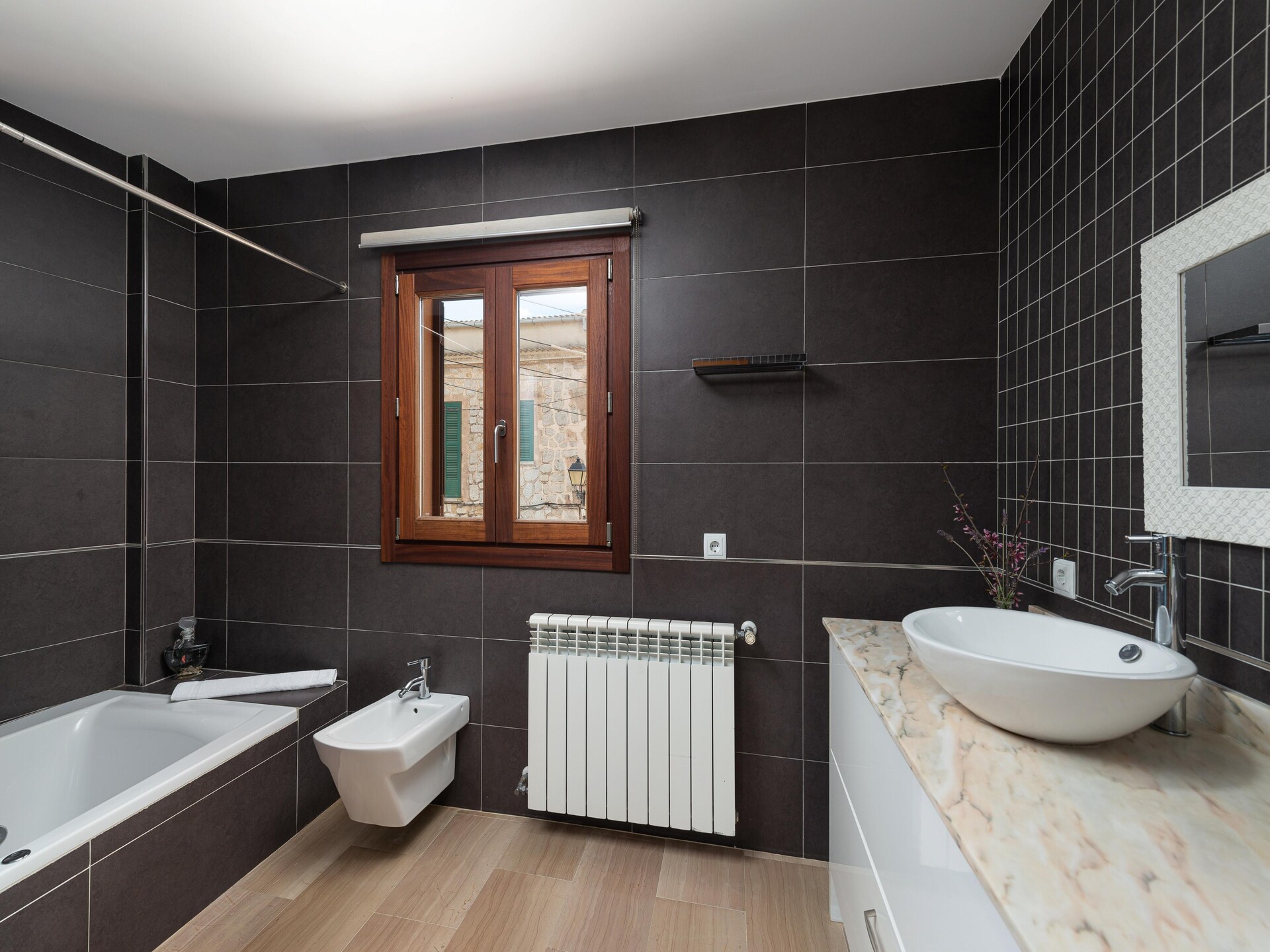 Stijlvol dorpshuis met patio, privézwembad en jacuzzi in Maria de la Salut - foto 29