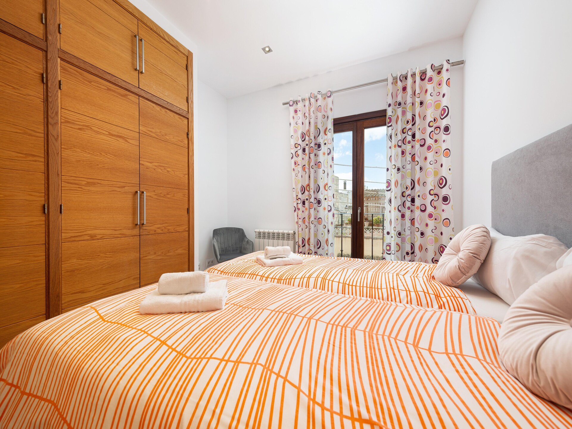 Stijlvol dorpshuis met patio, privézwembad en jacuzzi in Maria de la Salut - foto 26