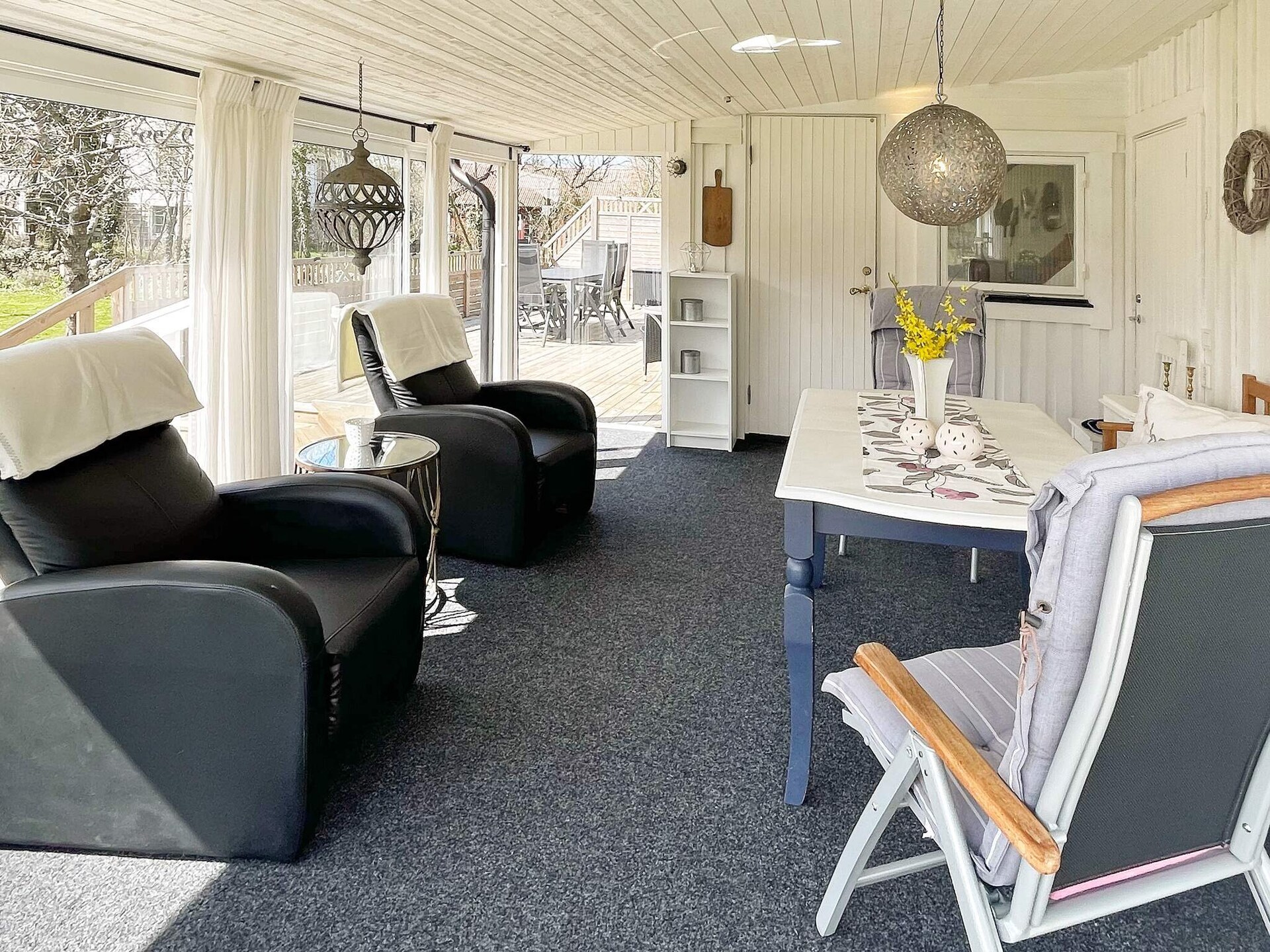 Licht vakantiehuis in Färjestaden met wintertuin en terras - foto 10