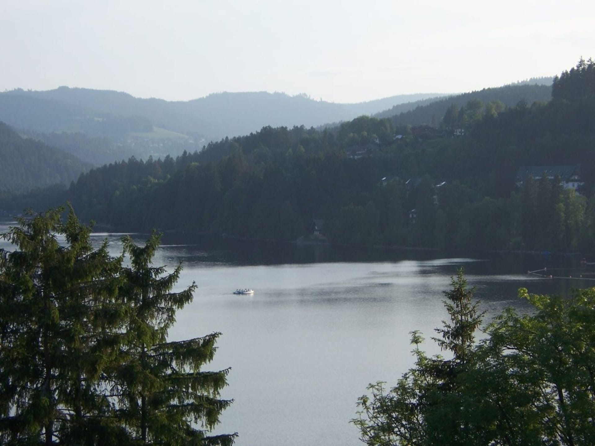 Op 1,0 km van het centrum: rustig vakantiehuis in Titisee-Neustadt - foto 13