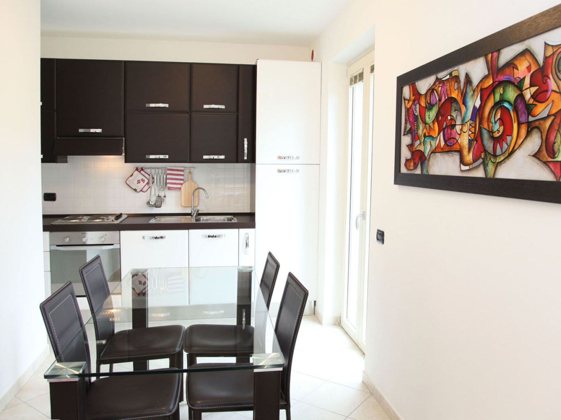 Licht appartement in Menaggio met zwembad en privéterras - foto 2