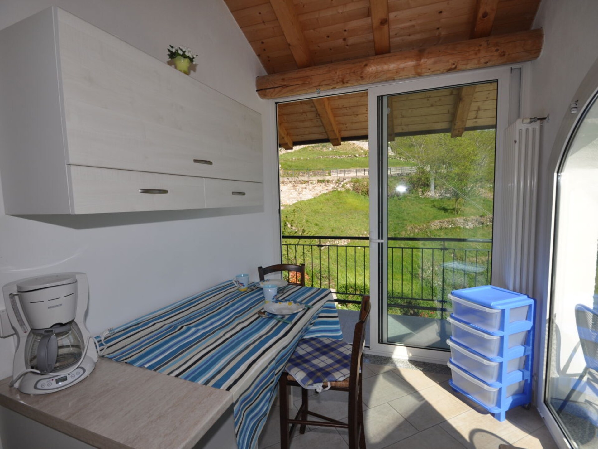 Romantisch appartement aan het Comomeer met zwembad en meerzicht - foto 8