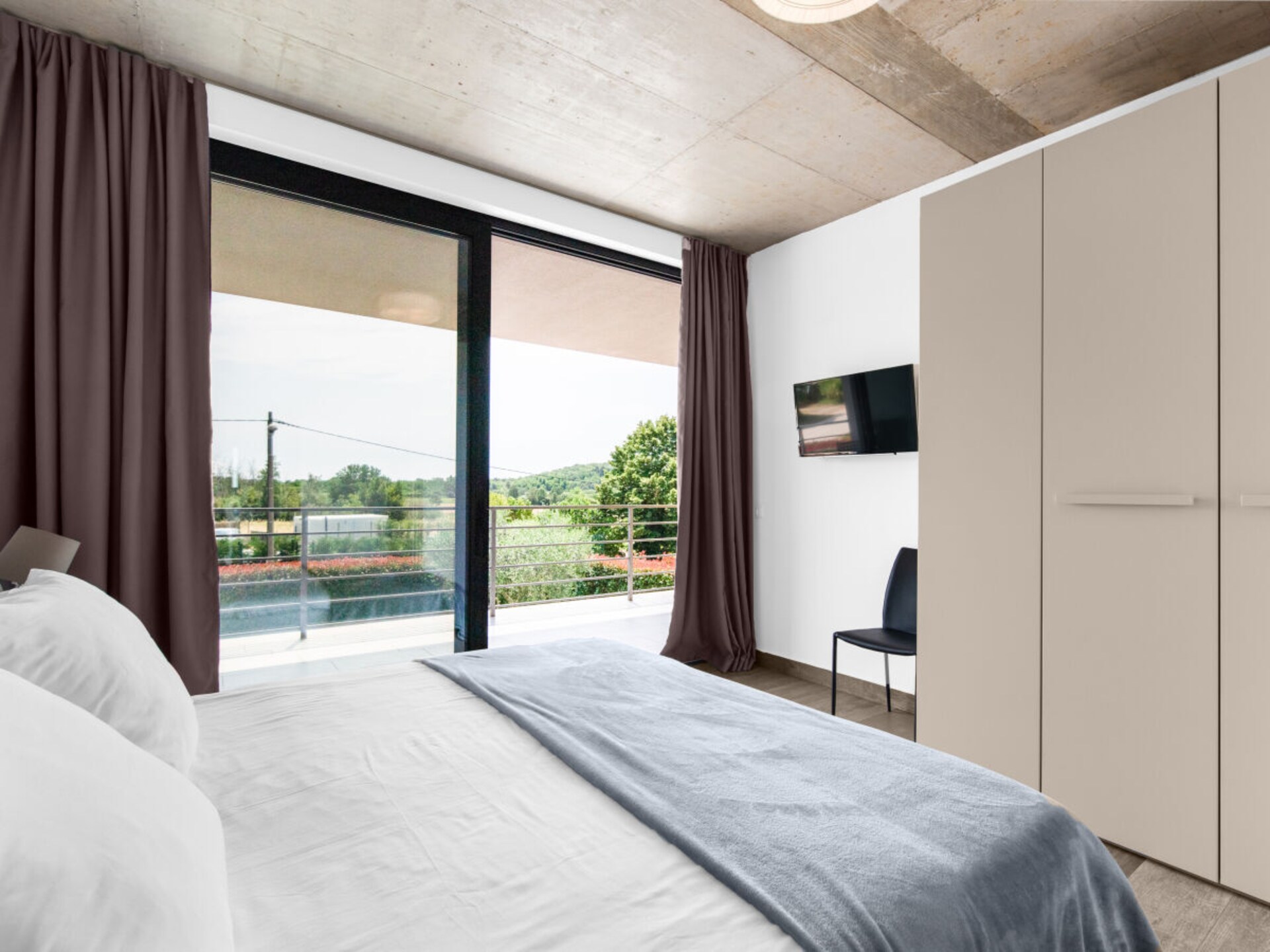 Design villa in Dracevac: 4 personen, 2 slaapkamers, 100m² pure rust - foto 30