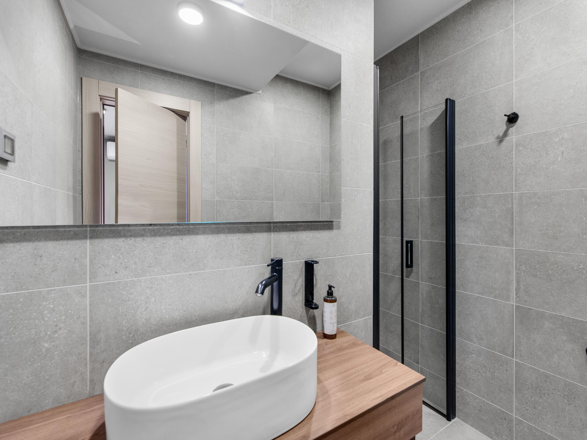 Luxe villa-appartement voor 5 in Novigrad, 500m van strand - foto 23