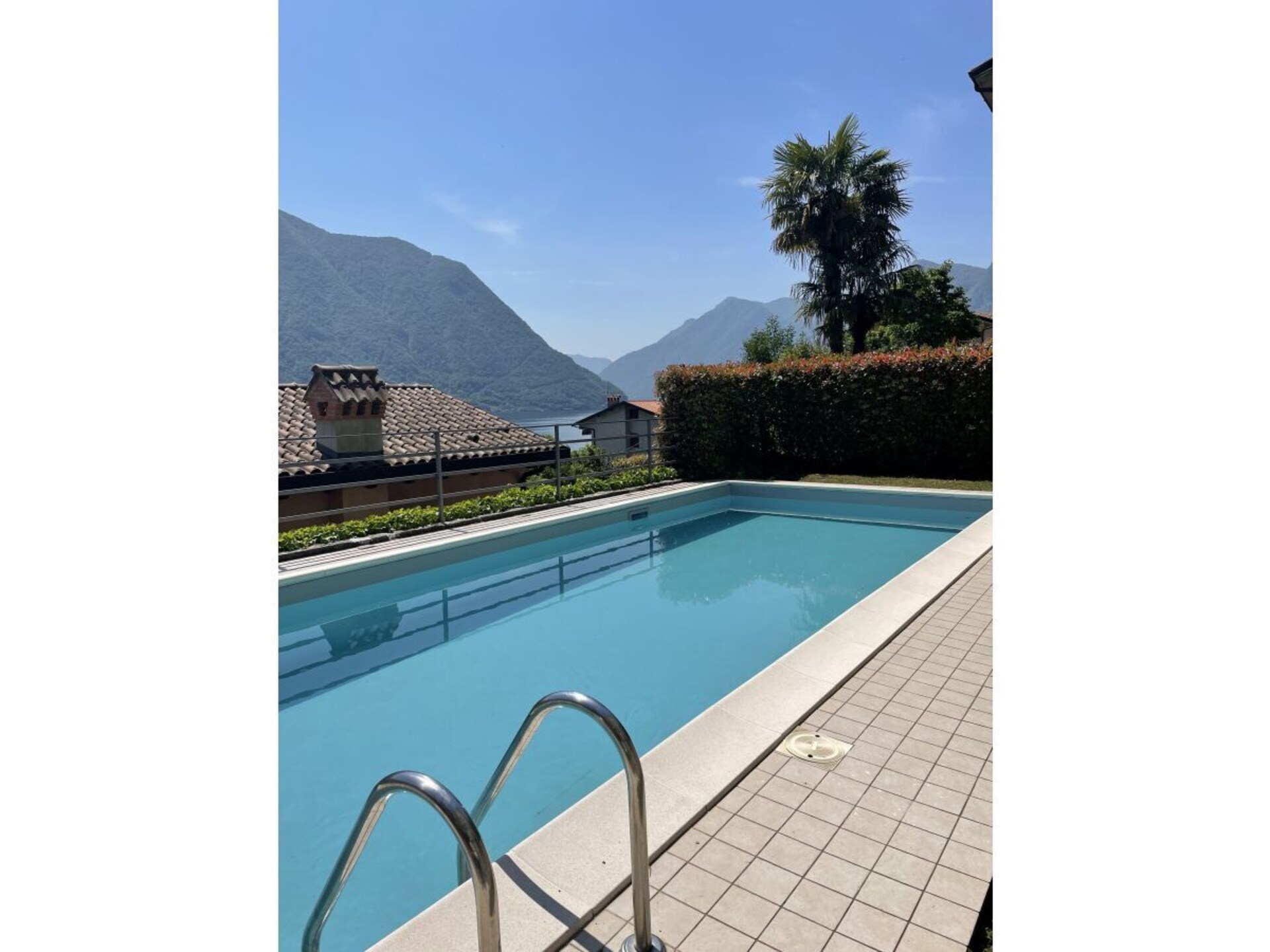 Modern appartement met zwembad en panoramisch uitzicht op het Comomeer - foto 12