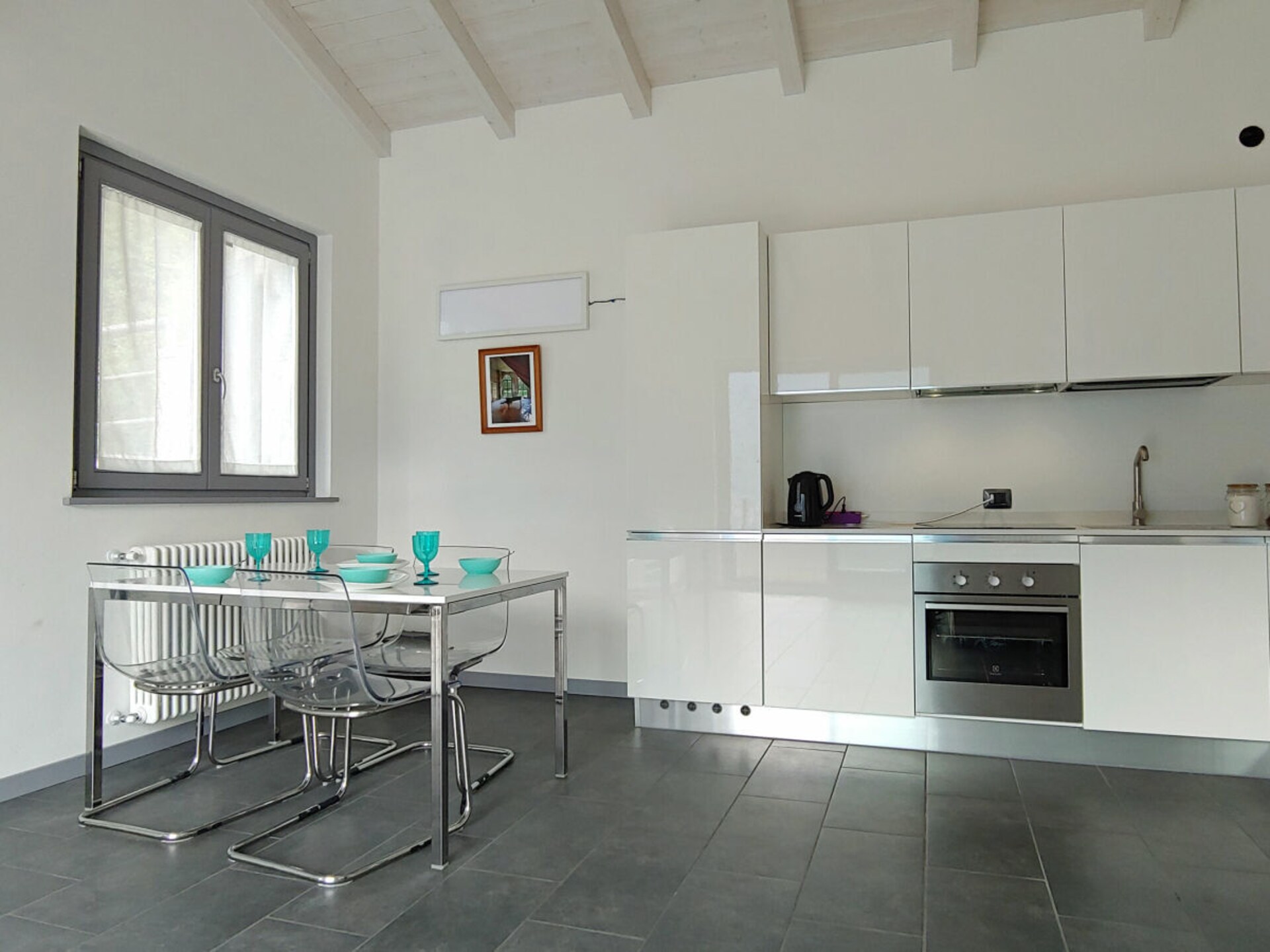 Modern appartement met zwembad en panoramisch uitzicht op het Comomeer - foto 4