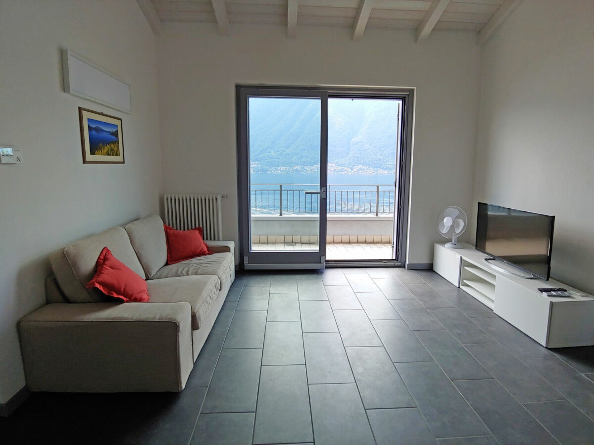Modern appartement met zwembad en panoramisch uitzicht op het Comomeer - foto 13