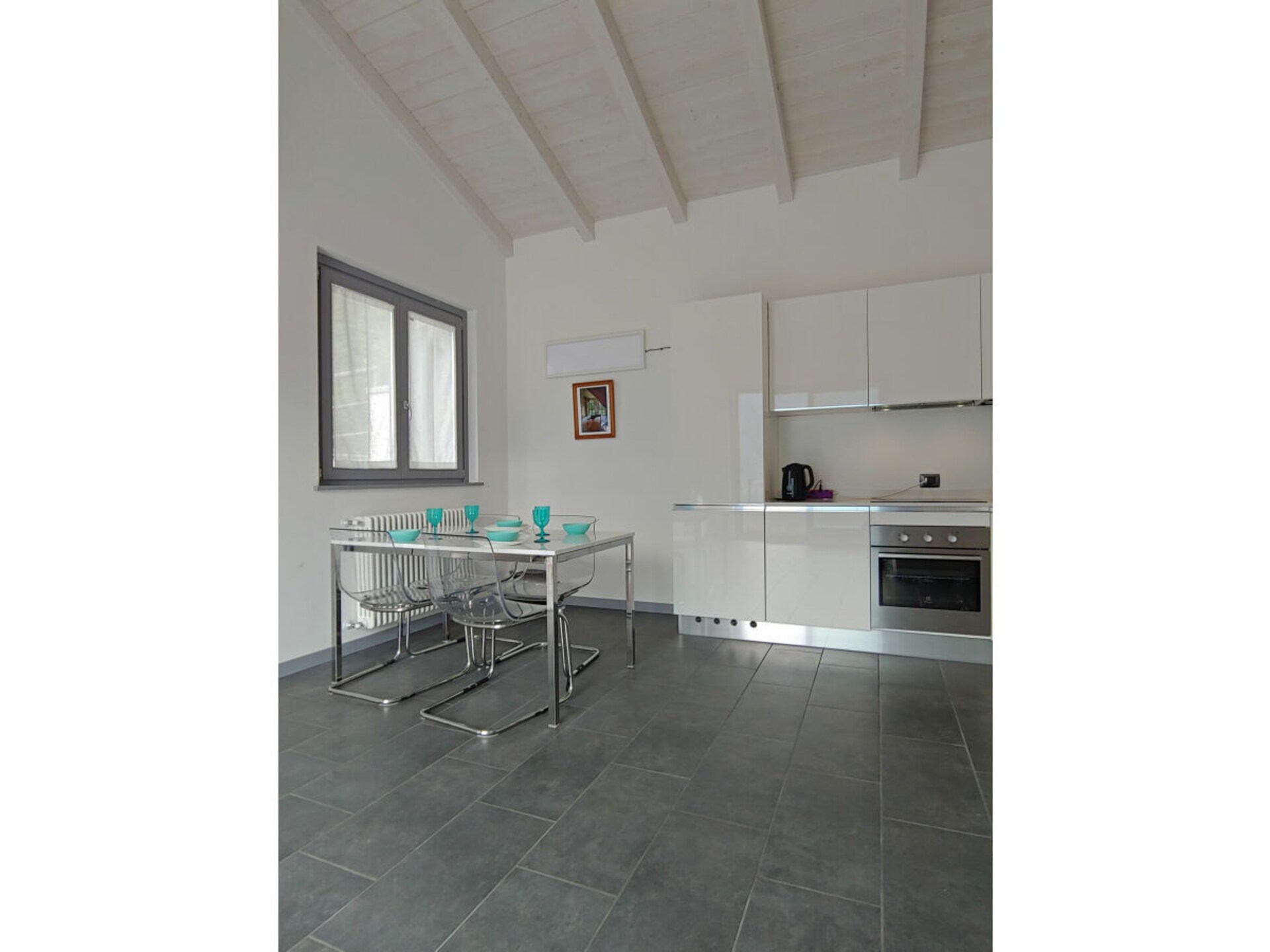 Modern appartement met zwembad en panoramisch uitzicht op het Comomeer - foto 14