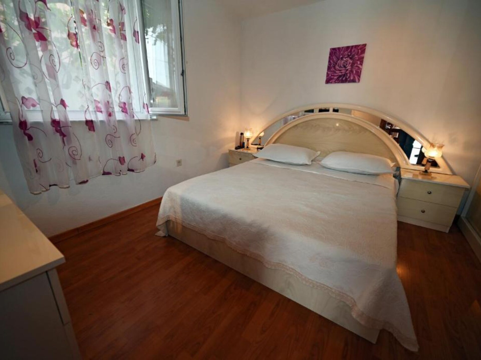 Appartement met terras en zwembadzicht op 50 m van strand in Slatine - foto 5