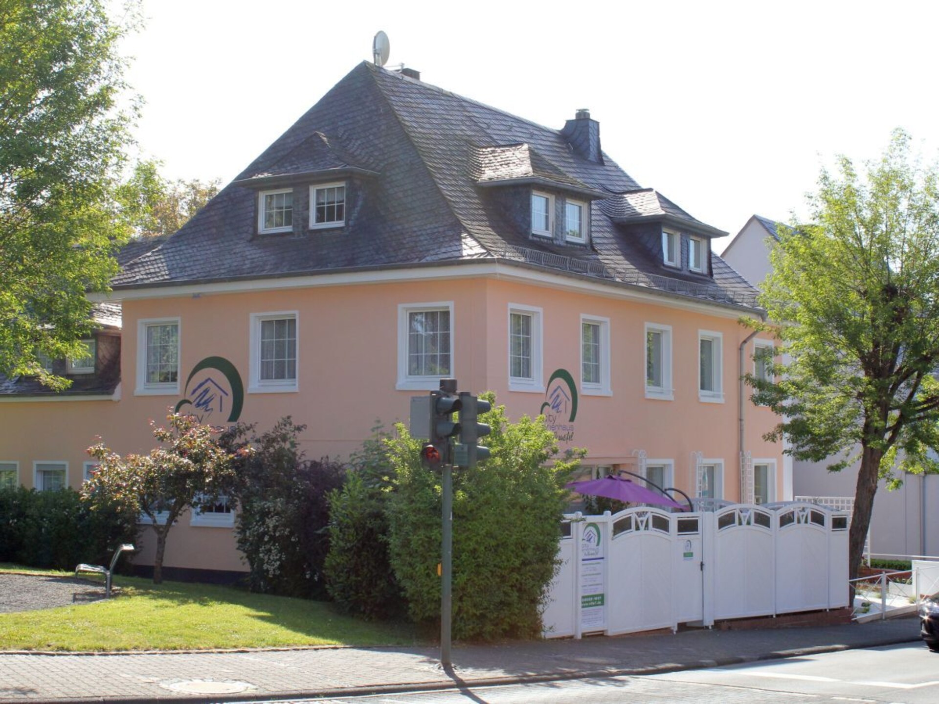 Gerennoveerd vakantiehuis met sauna in centrum Daun, Eifel - foto 3