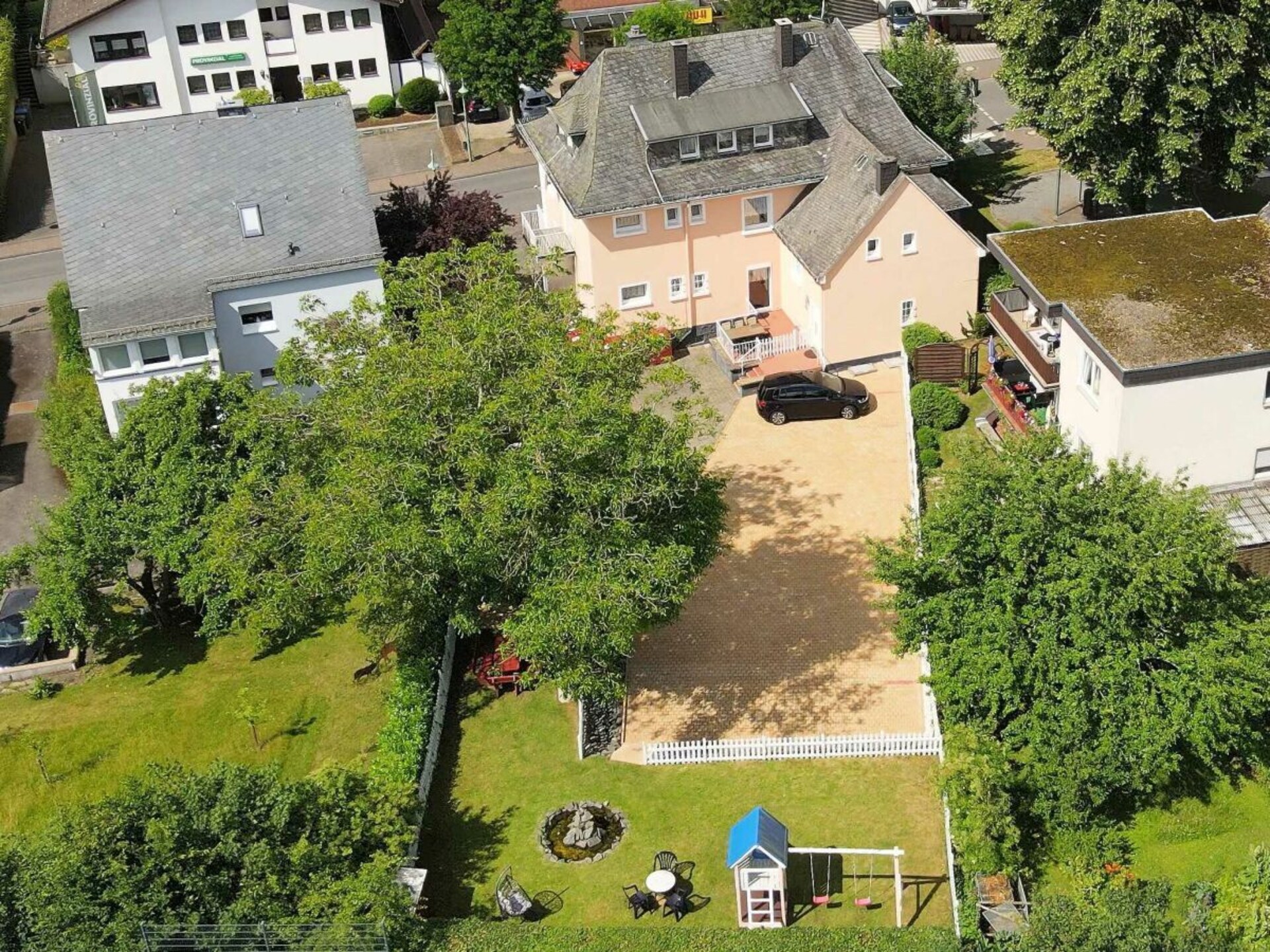 Ruim vakantiehuis voor 14 personen in centrum Daun, met sauna - foto 8