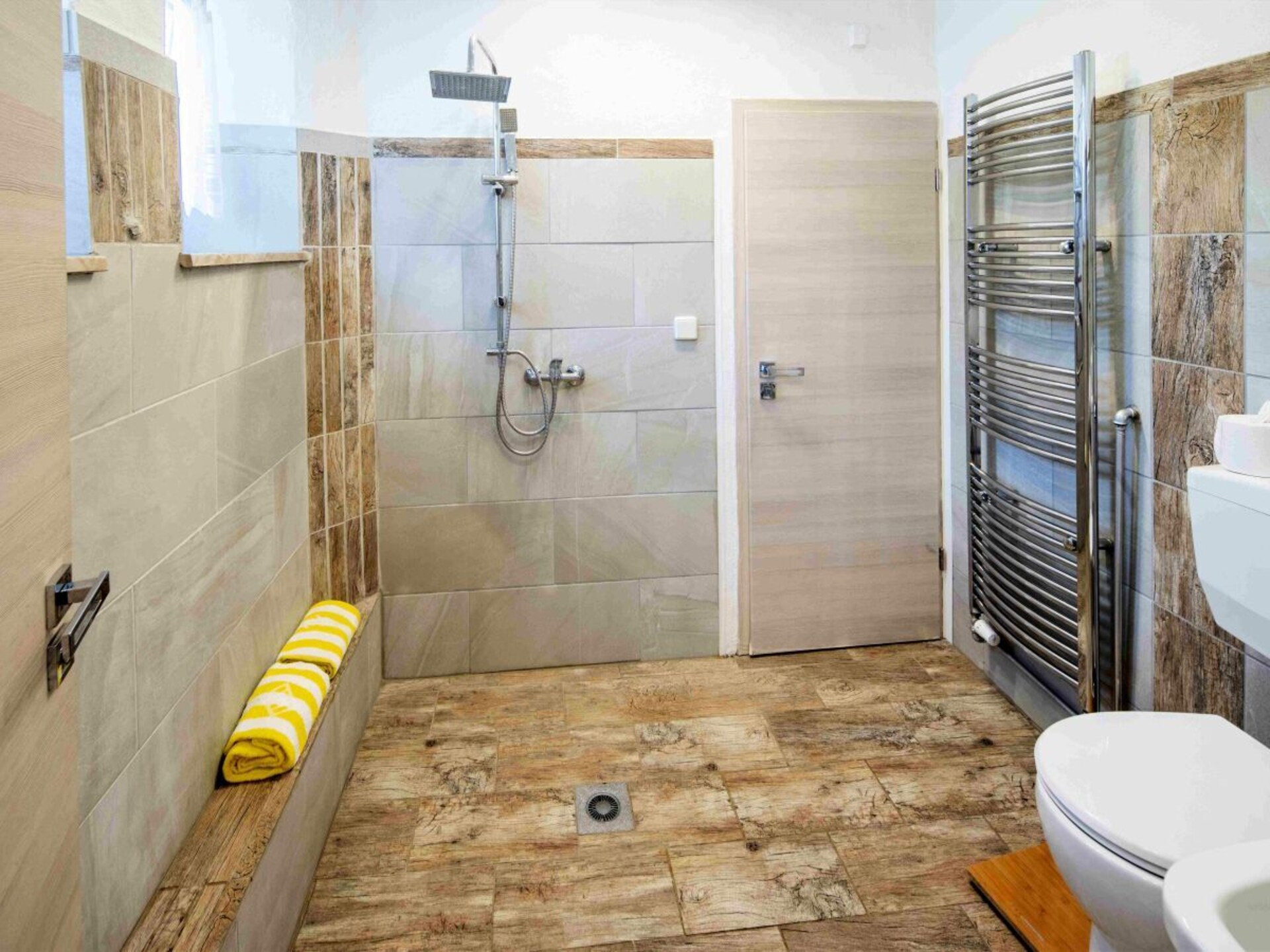 Ruim vakantiehuis voor 14 personen in centrum Daun, met sauna - foto 31