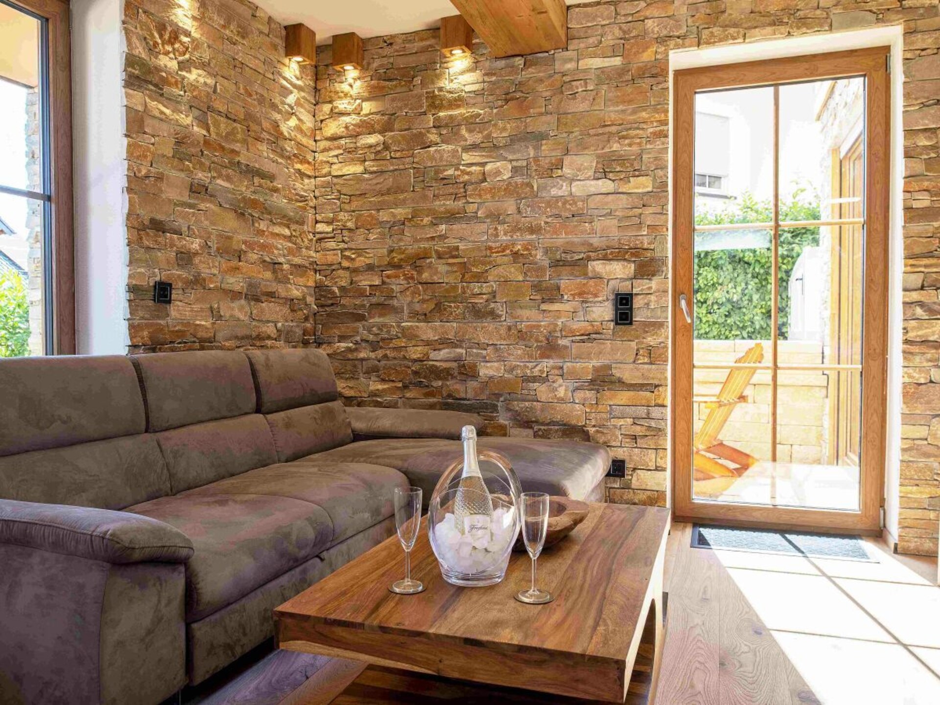 Luxe vakantiechalet met sauna en whirlpools bij het meer van Schalkenmehren - foto 18