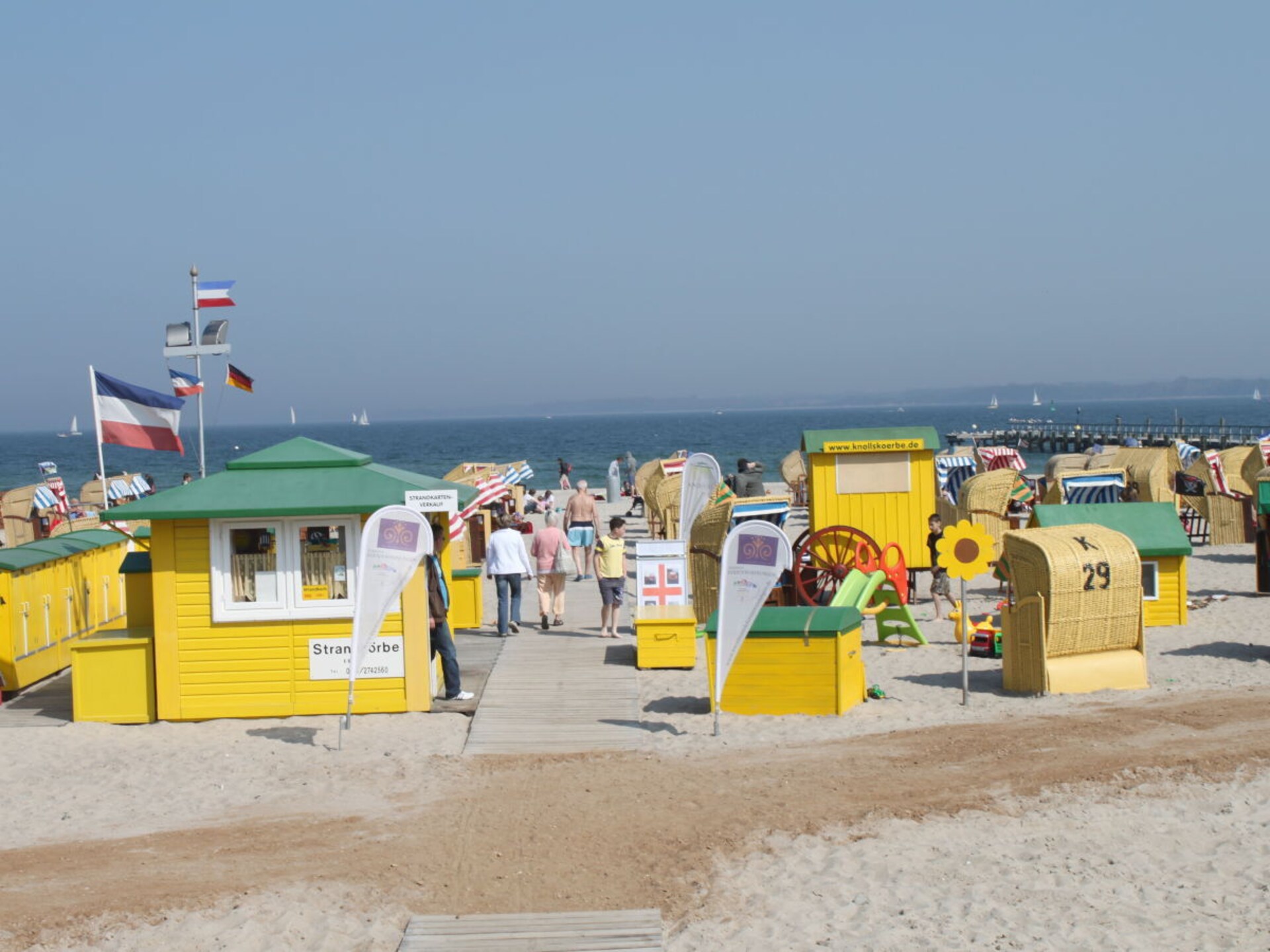 Licht appartement direct aan zee in Travemünde met terras en strandstoel - foto 20
