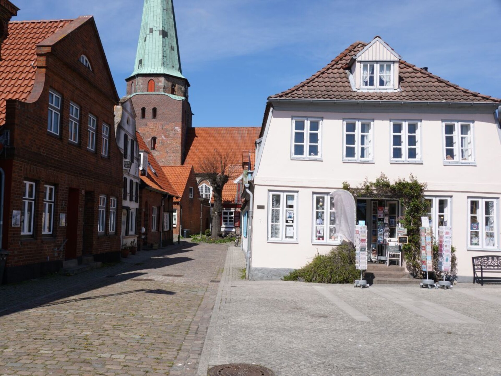 Lichte Maisonnette in historisch vakwerkhuis aan de Trave, centrum Travemünde - foto 27
