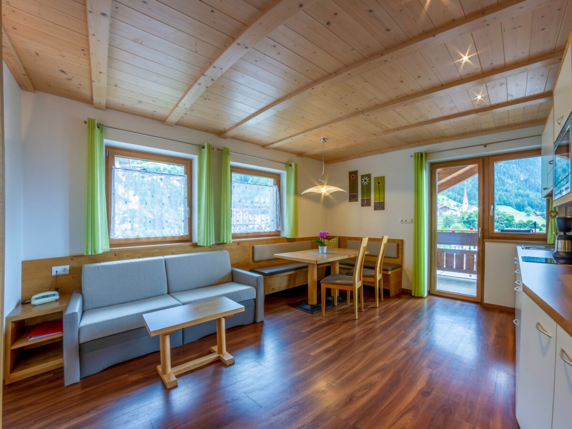 Knus vakantiehuis met panoramisch uitzicht in St. Leonhard, Passeier - foto 9