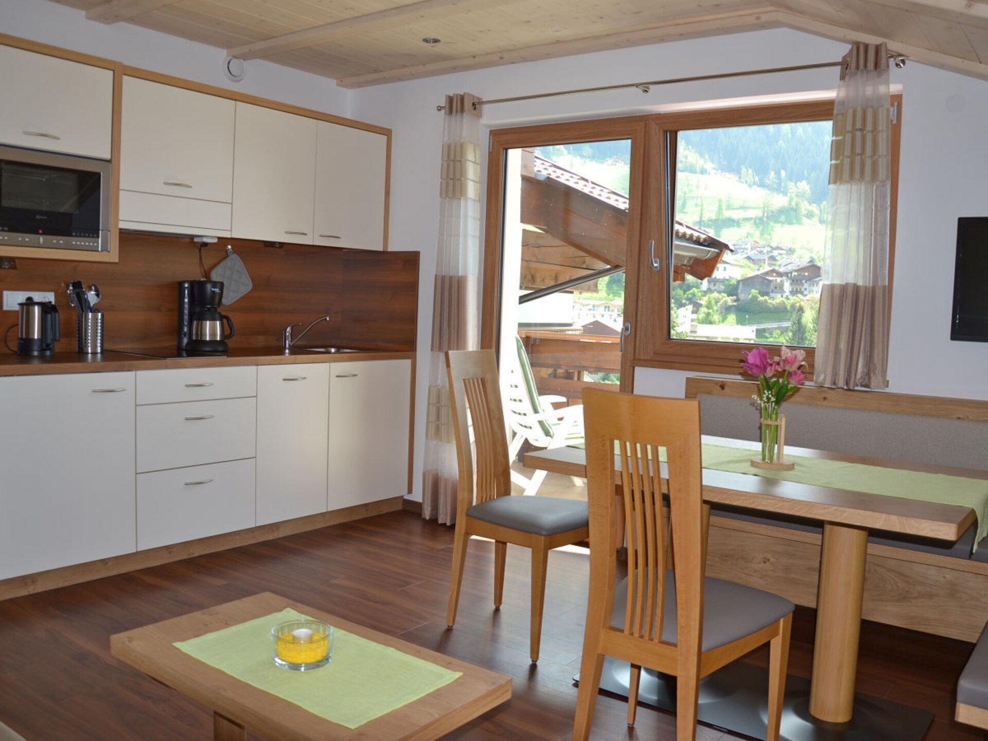 Knus vakantiehuis met panoramisch uitzicht in St. Leonhard, Passeier - foto 12