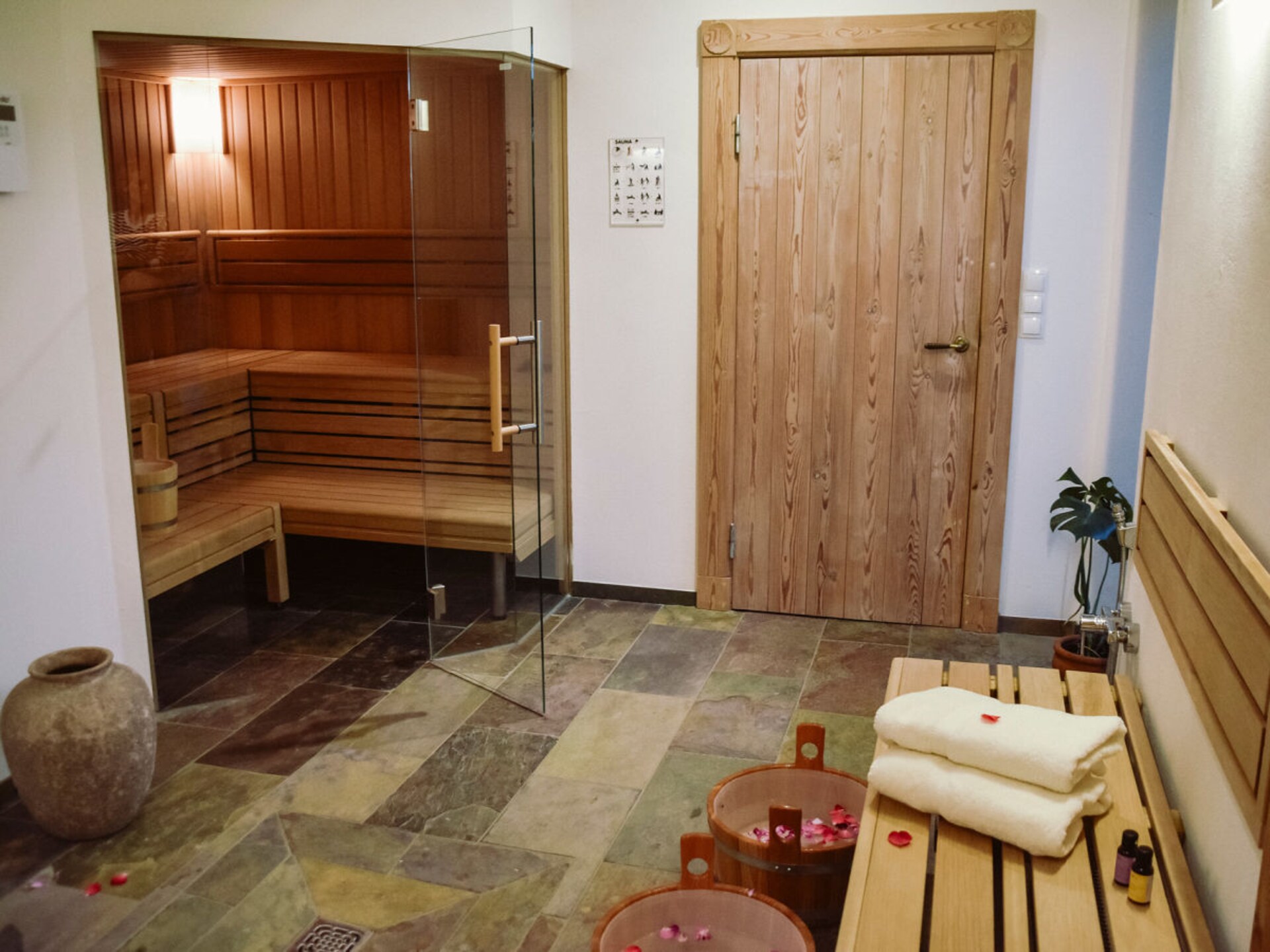 Huus Uelvesbüll: Idyllisch vakantiehuis met Waddenzee-uitzicht in Noord-Friesland - foto 12
