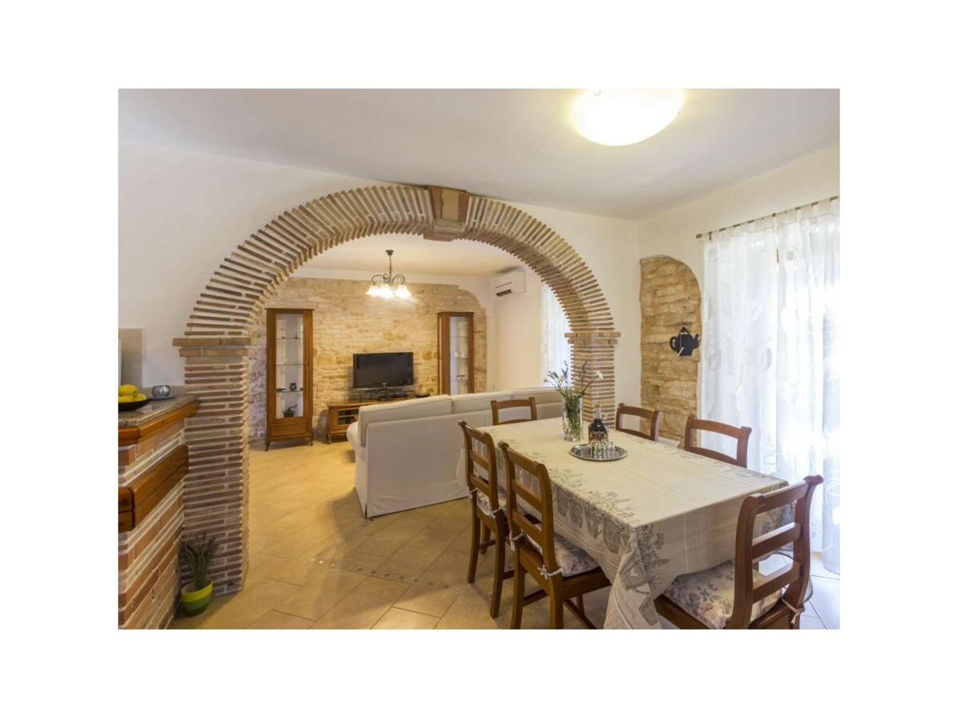Authentiek Istrisch vakantiehuis met privézwembad bij Svetvinčenat - foto 26