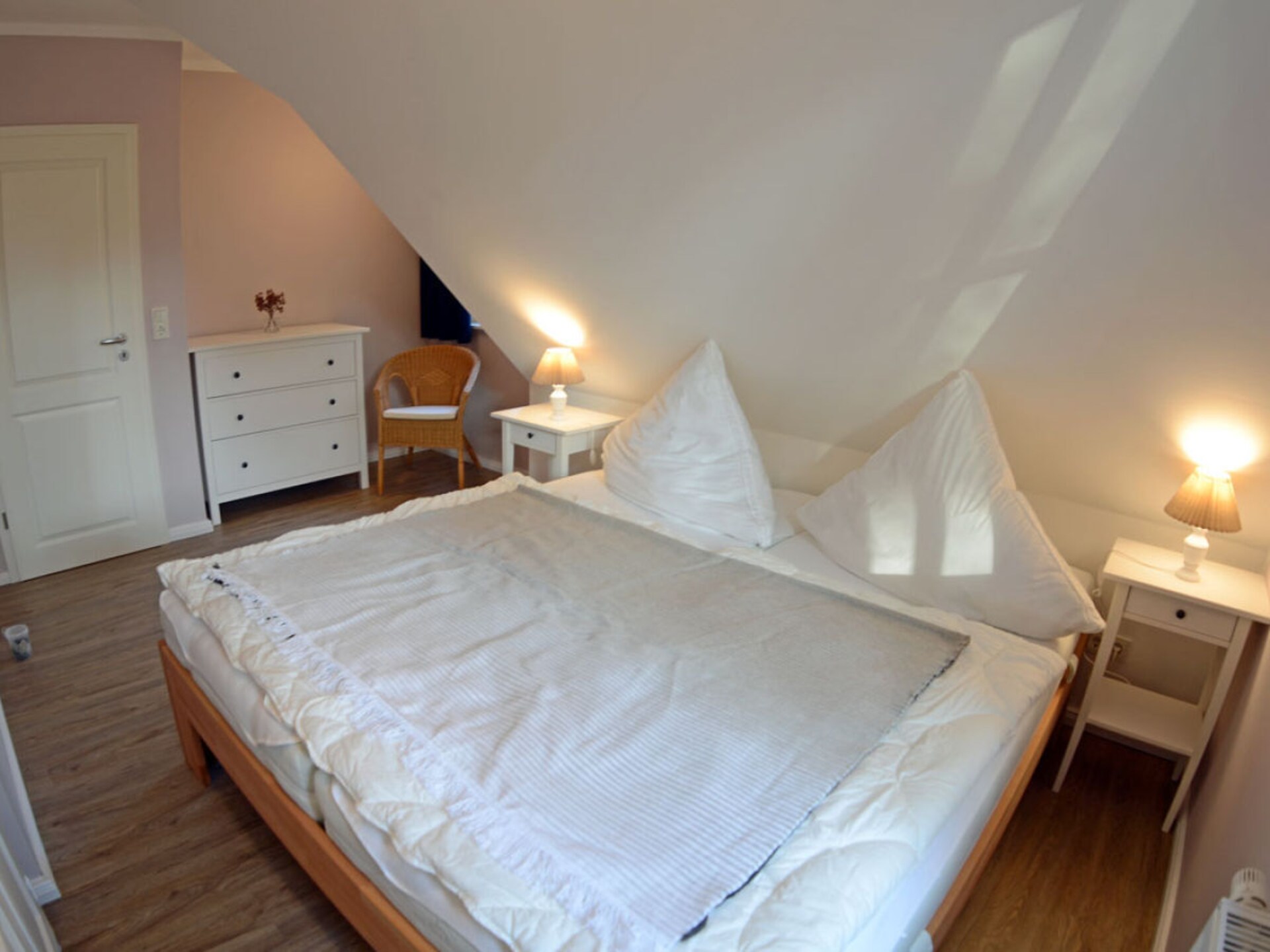 Luxe vakantiehuis met sauna en haard, 250m van zee in Glowe - foto 12