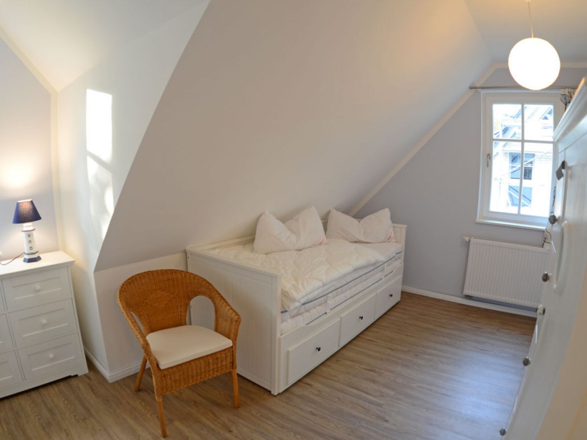 Luxe vakantiehuis met sauna en haard, 250m van zee in Glowe - foto 13