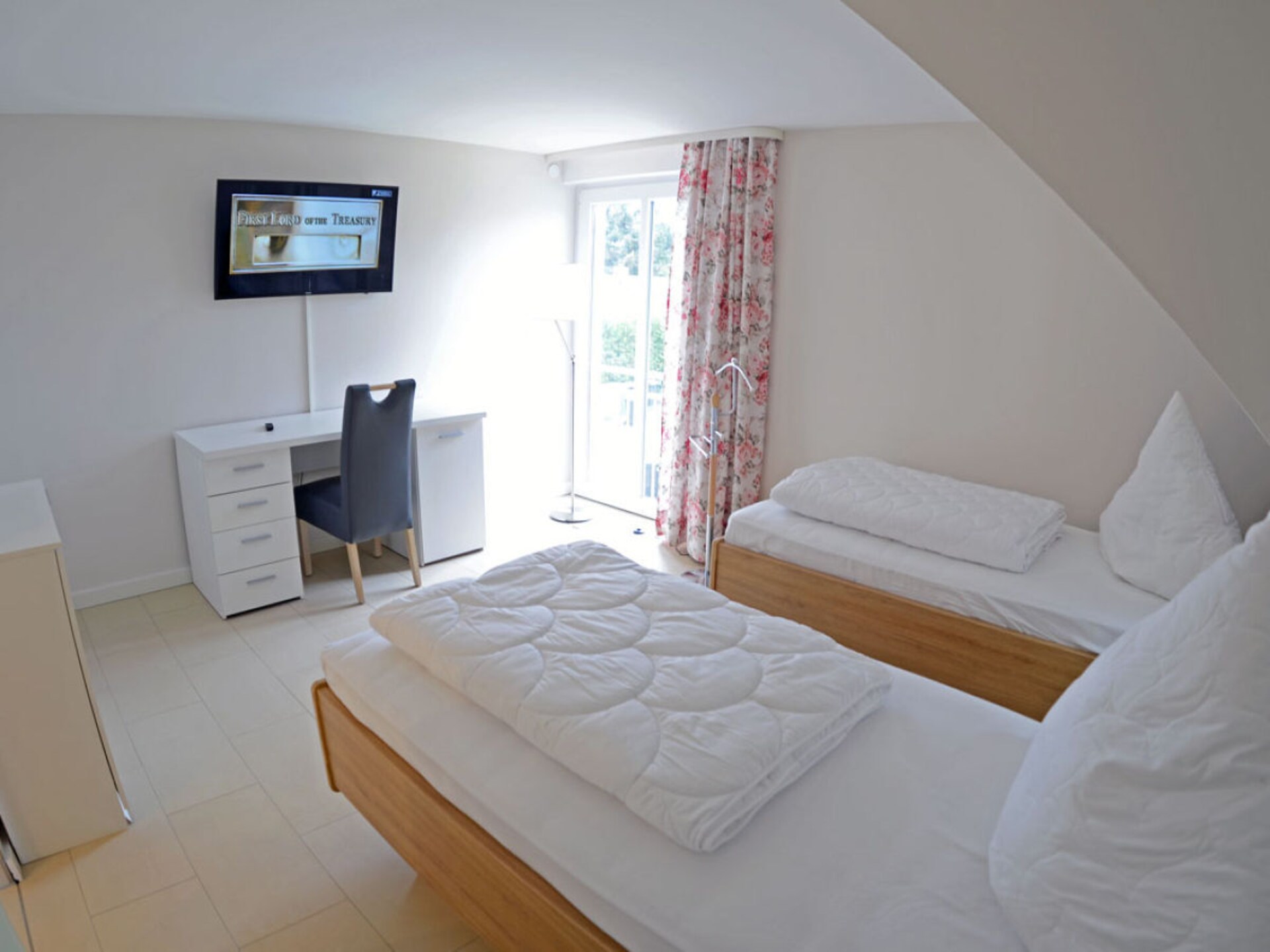 Luxe vakantiehuis Breege met sauna, op 800 meter van het strand - foto 14