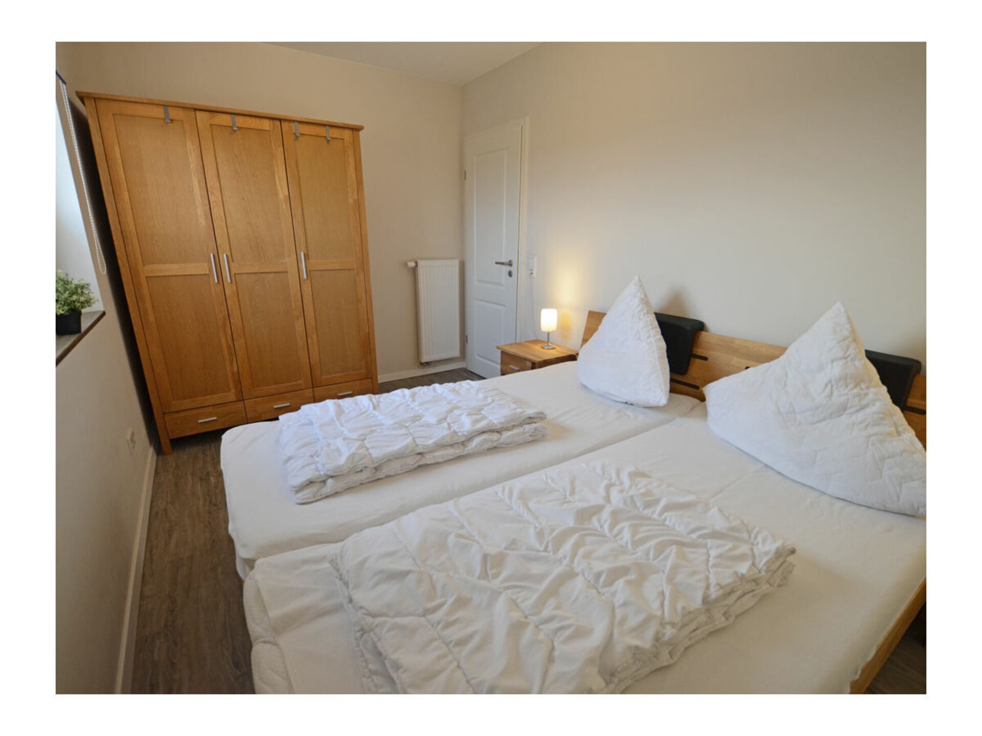 Zweeds vakantiehuis bij Breege met open haard, vlakbij strand - foto 12