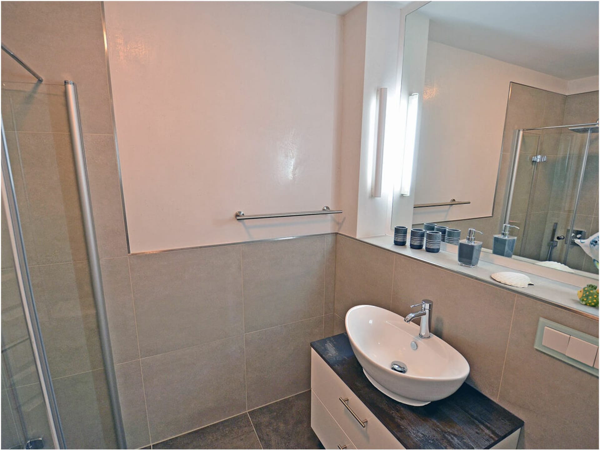 5-persoons vakantiehuis in het centrum van Glowe - foto 23