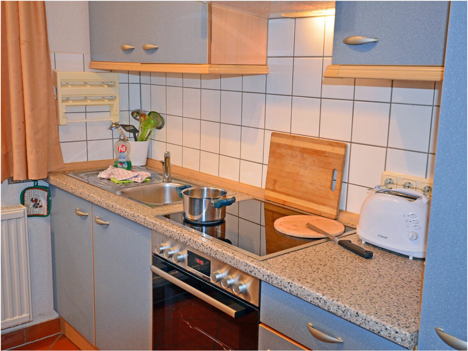 Knus appartement nabij Oostzeestrand in Breege – 4 personen - foto 15