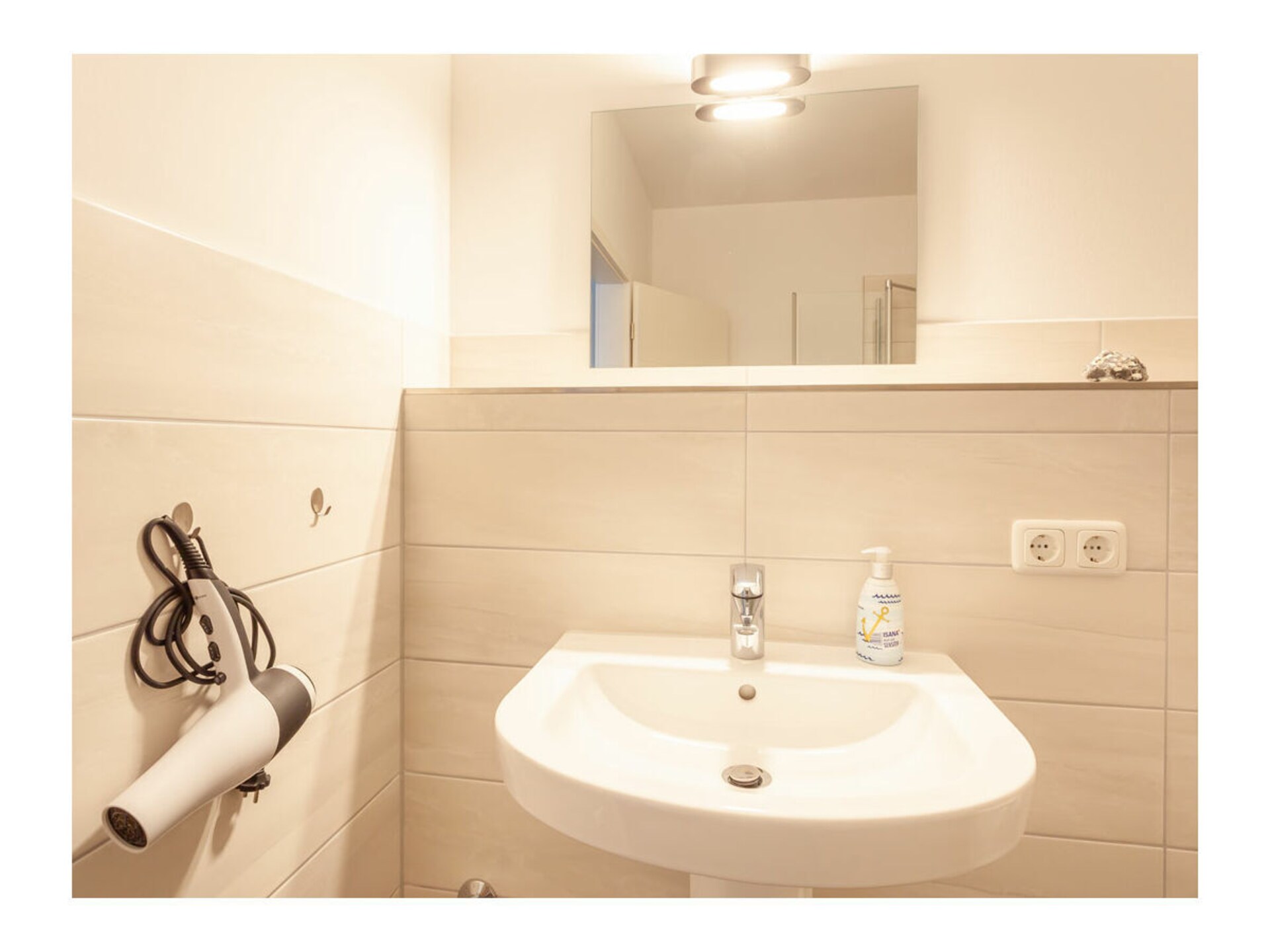 Vakantiehuis Breege: sfeervol appartement op 250m van het water - foto 16