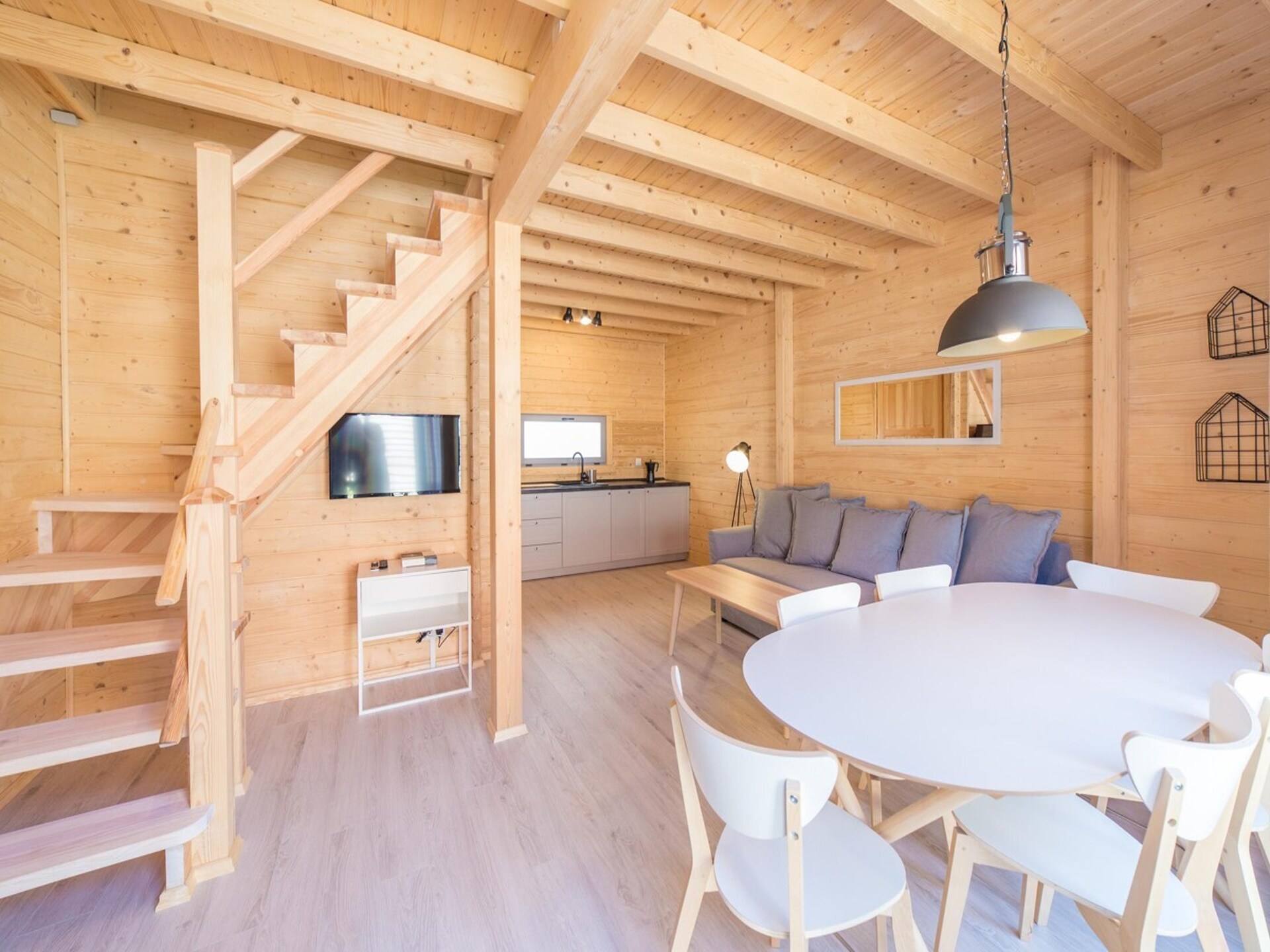 Comfortabel vakantiehuis voor 5 in het bos, op 650m van strand Pobierowo - foto 3