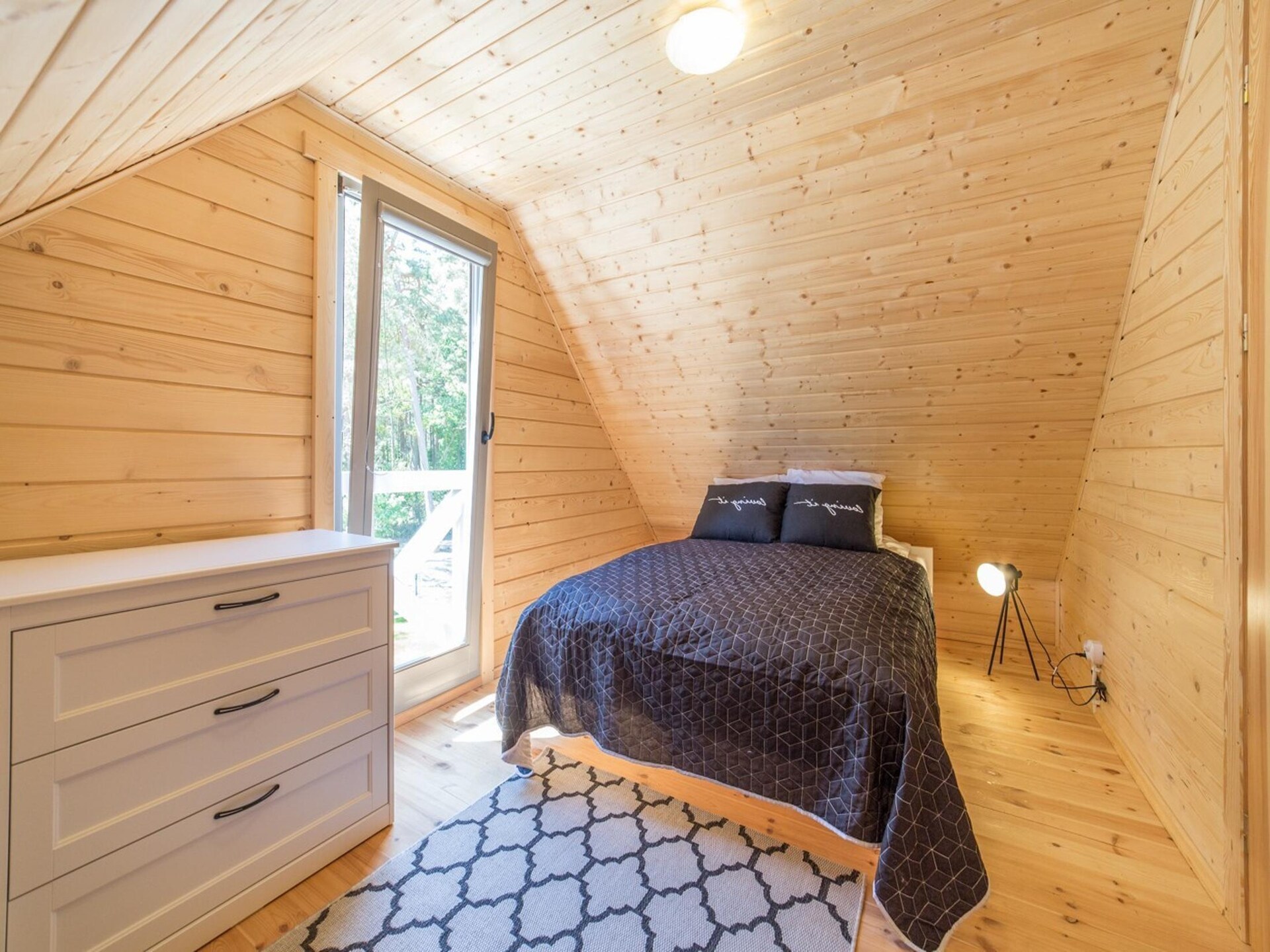 Comfortabel vakantiehuis voor 5 in het bos, op 650m van strand Pobierowo - foto 7