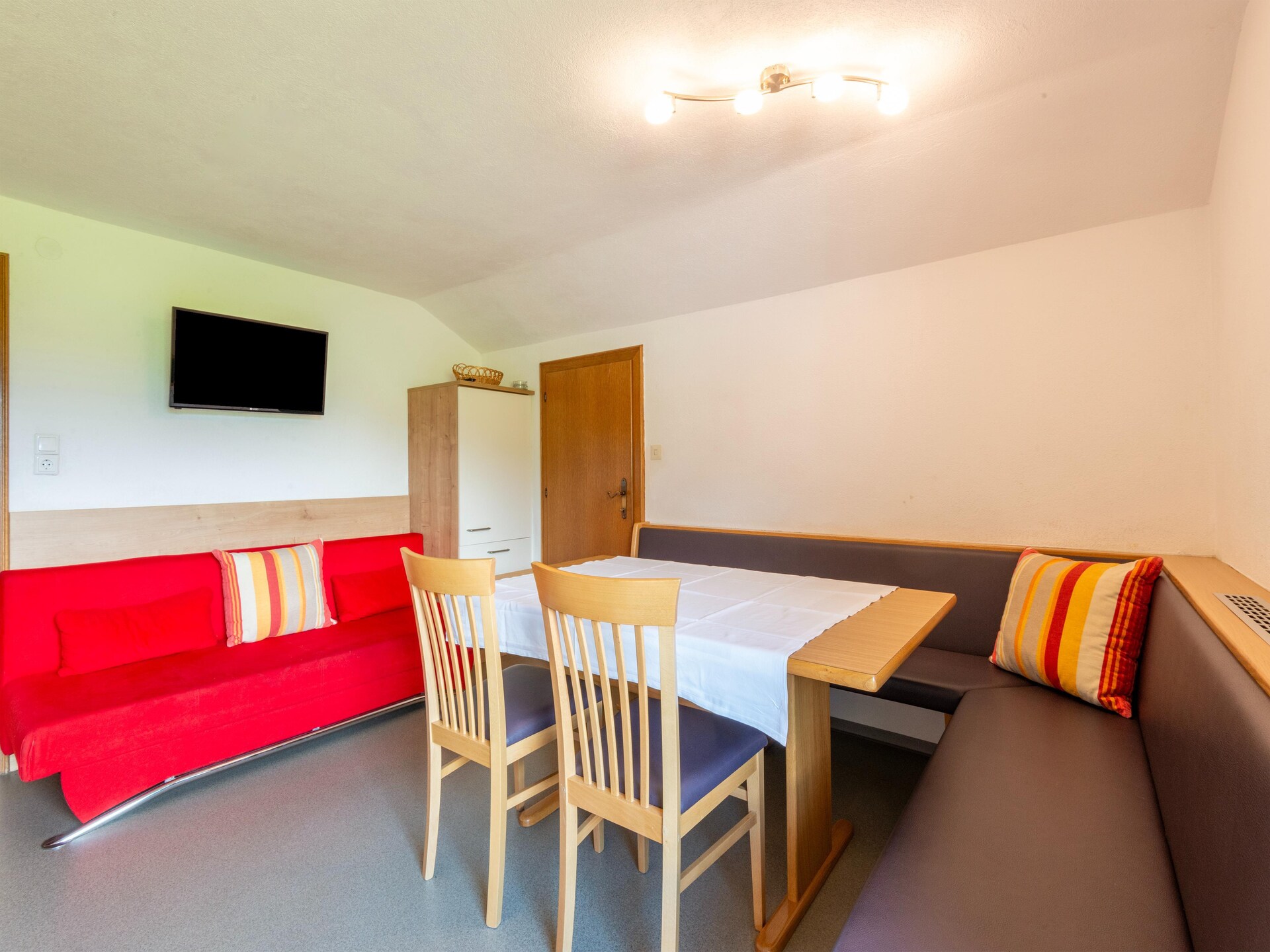 Ruim vrijstaand appartement voor 7 personen in Fügen, op 300 meter van de skilift - foto 4