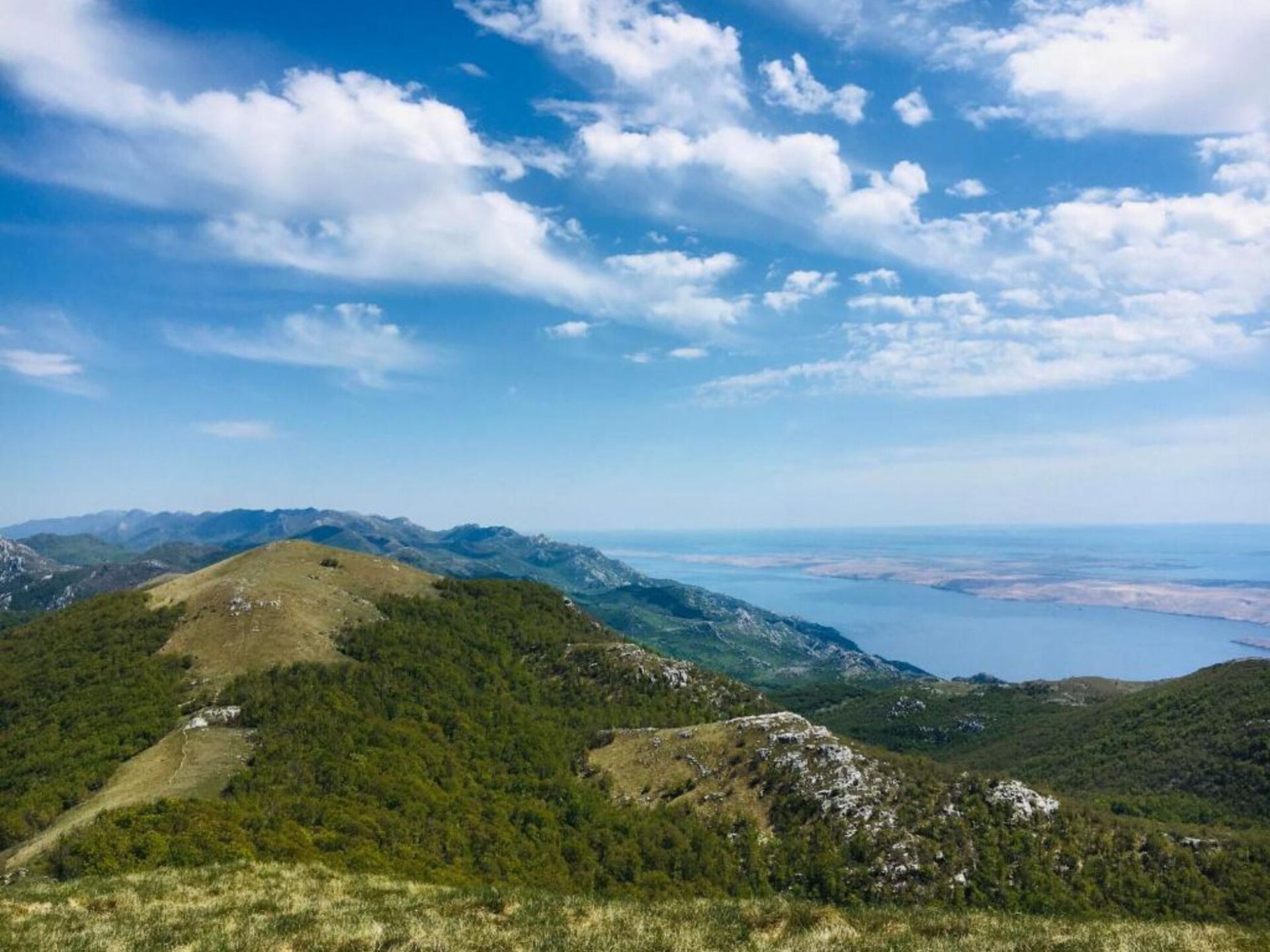 Vrijstaand vakantiehuis met tuin en uitzicht op de Velebit bergen bij Karlobag - foto 11