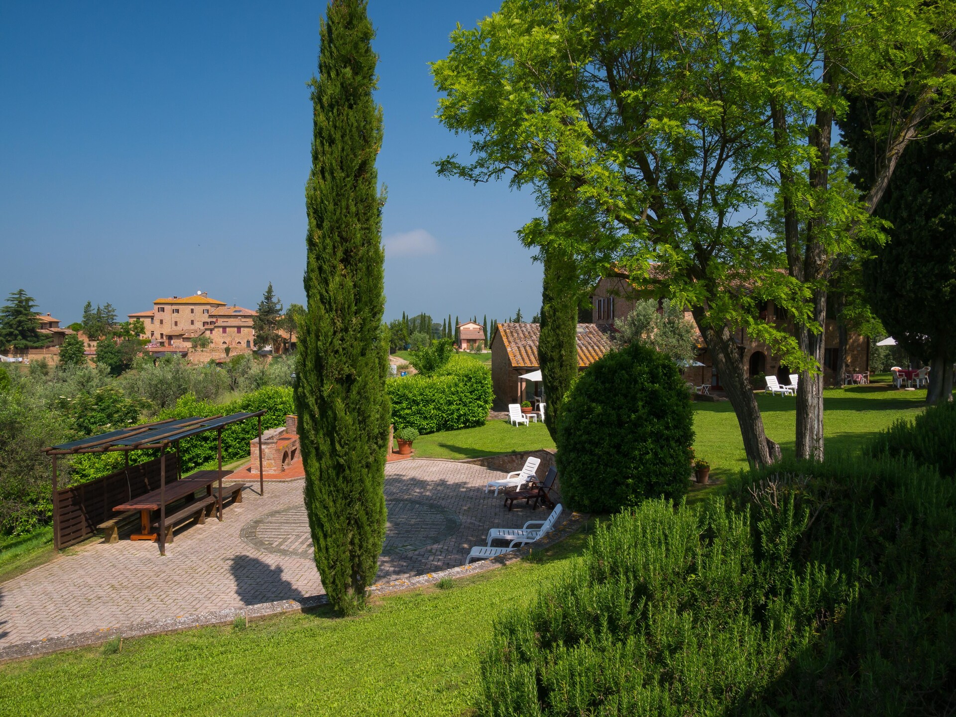 Glicine: authentiek Toscaans appartement aan de golfbaan met zwembad - foto 34