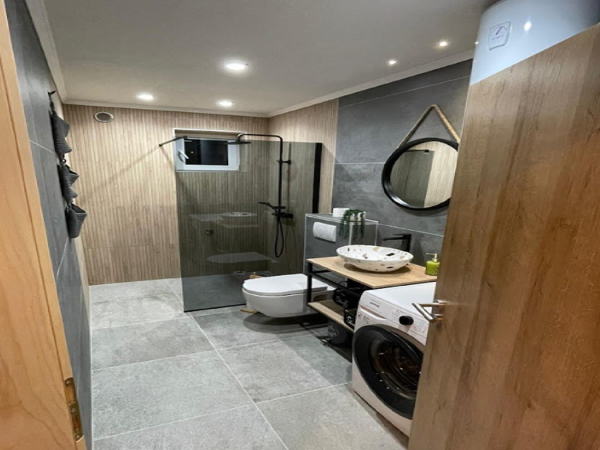 Aan het strand: Ruim appartement in Kastel Stafilic voor 4 personen - foto 17