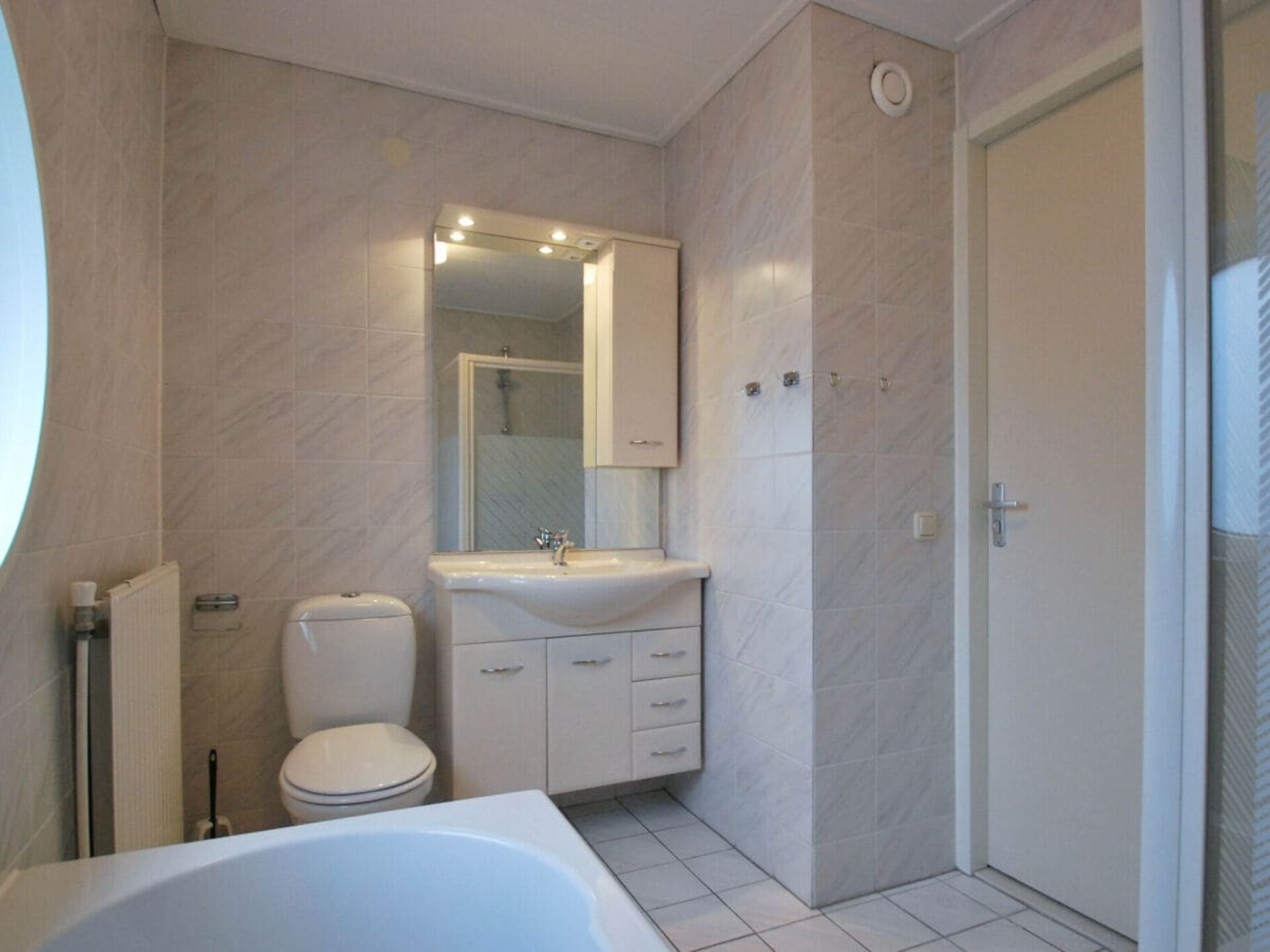 Sunhouse Makkum: Vakantiehuis aan het water met privésteiger - foto 24