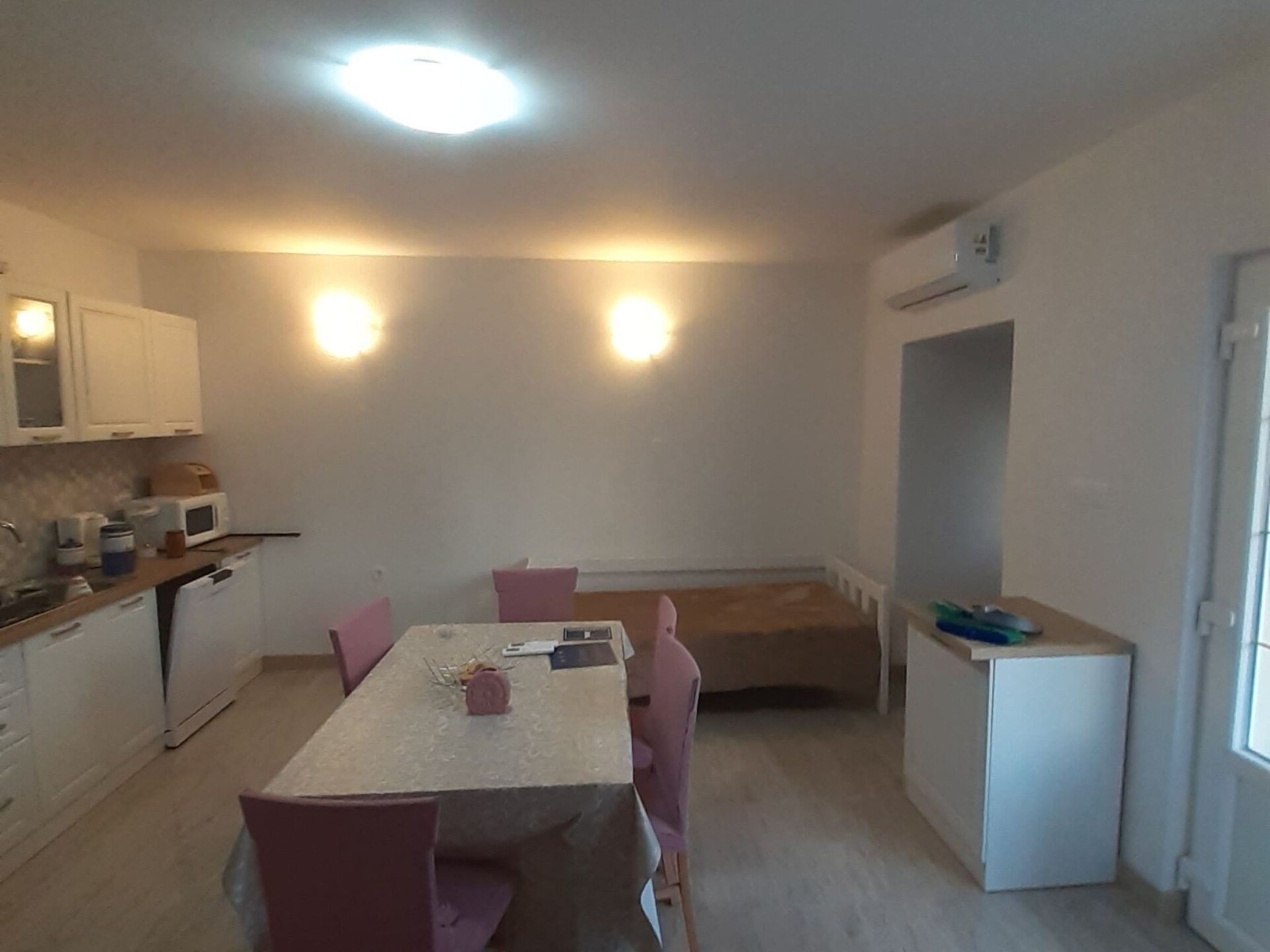 Rustiek appartement met twee slaapkamers en zeezicht nabij strand Slano - foto 1