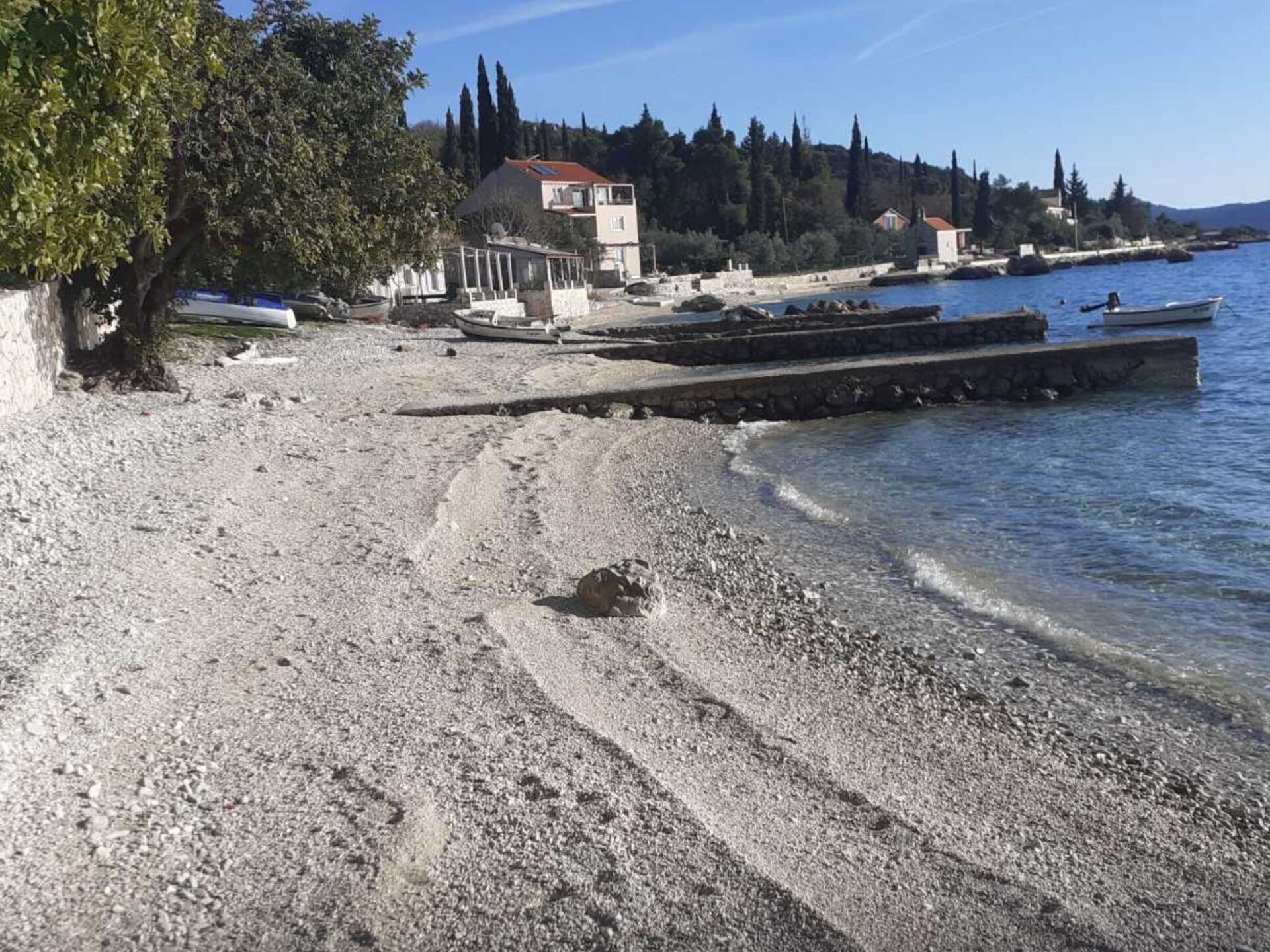 Rustiek appartement met twee slaapkamers en zeezicht nabij strand Slano - foto 22