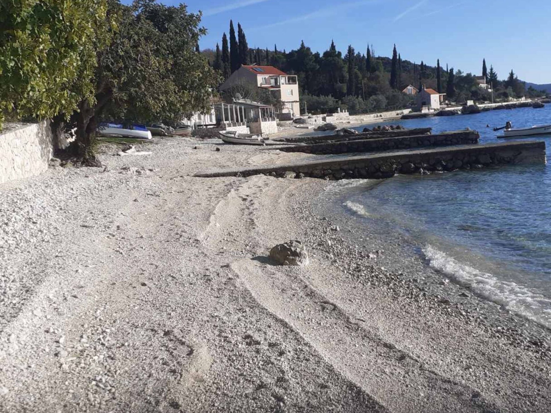 Rustiek appartement met twee slaapkamers en zeezicht nabij strand Slano - foto 21
