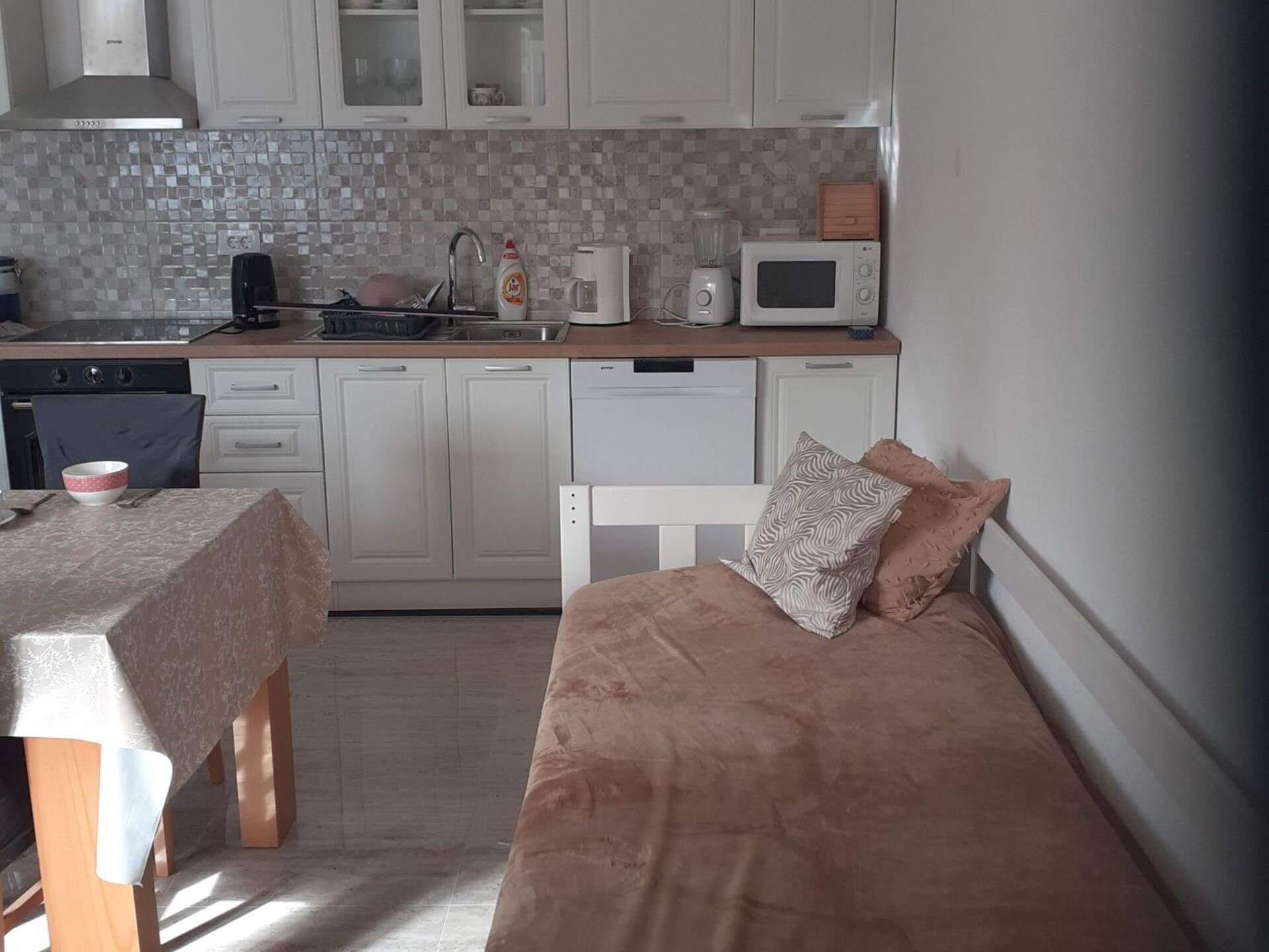 Rustiek appartement met twee slaapkamers en zeezicht nabij strand Slano - foto 4