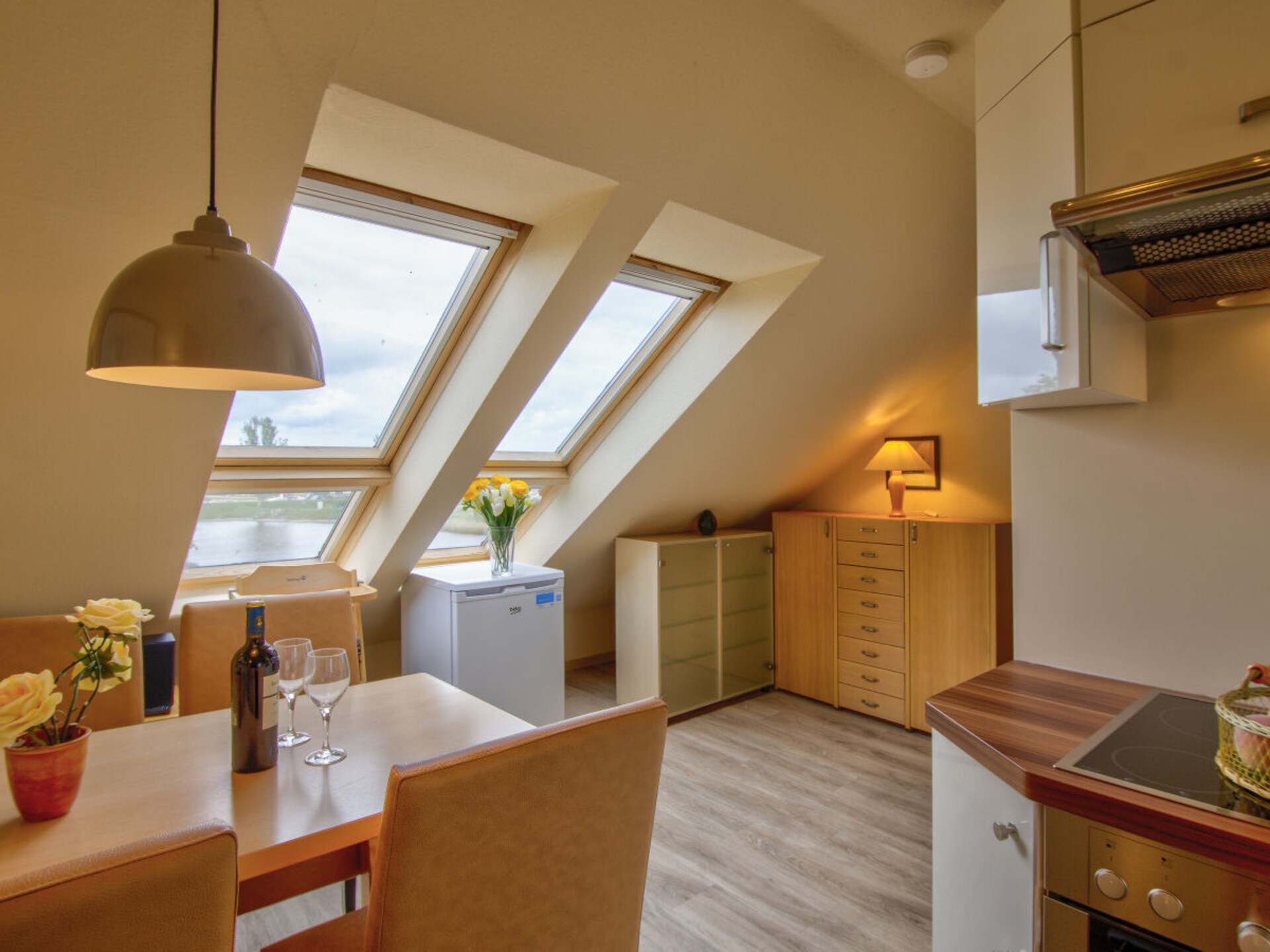 Vakantiehuis bij het zwembad met panoramisch zeezicht op Fehmarn - foto 7