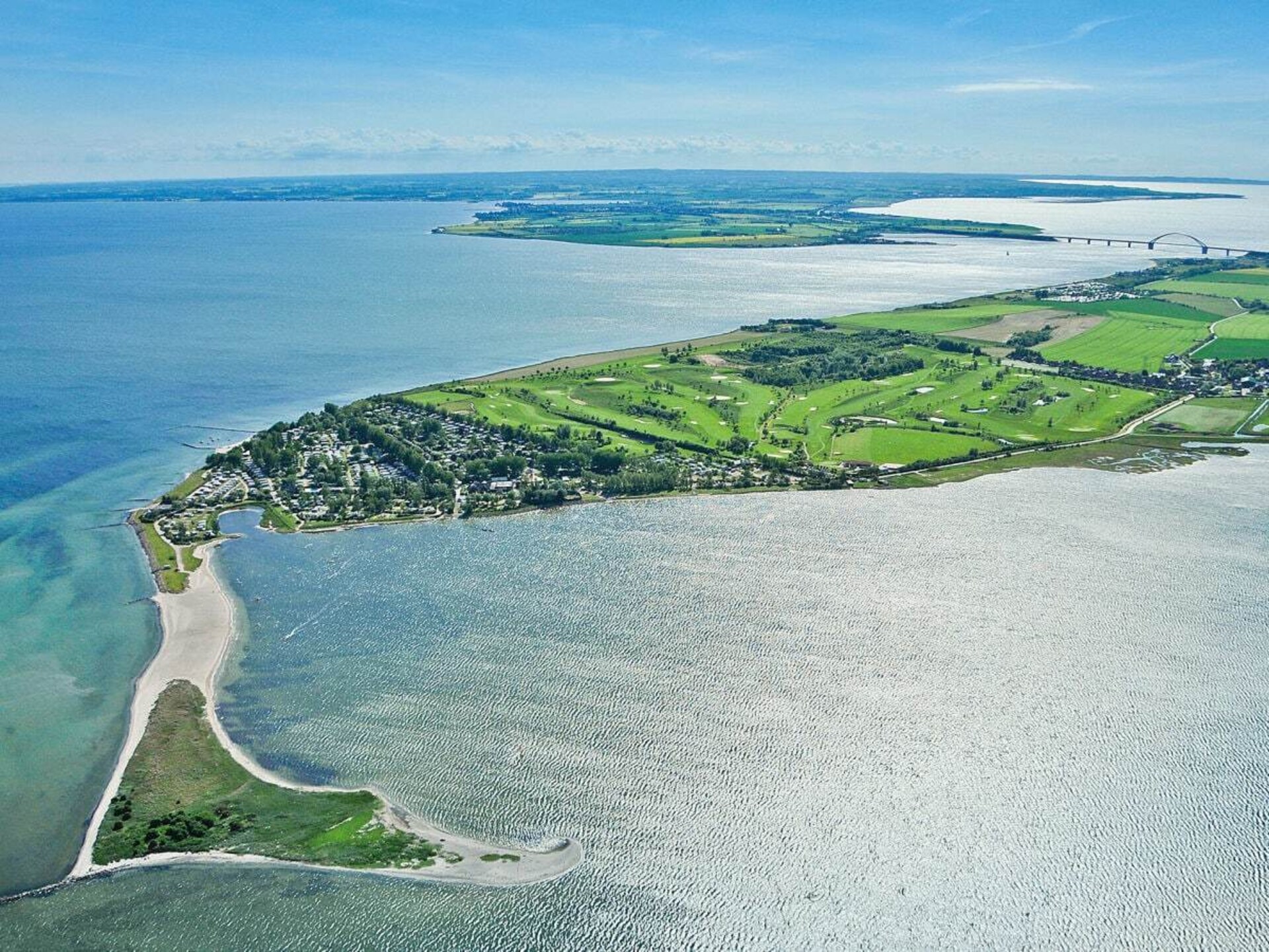 Vakantiehuis bij het zwembad met panoramisch zeezicht op Fehmarn - foto 11