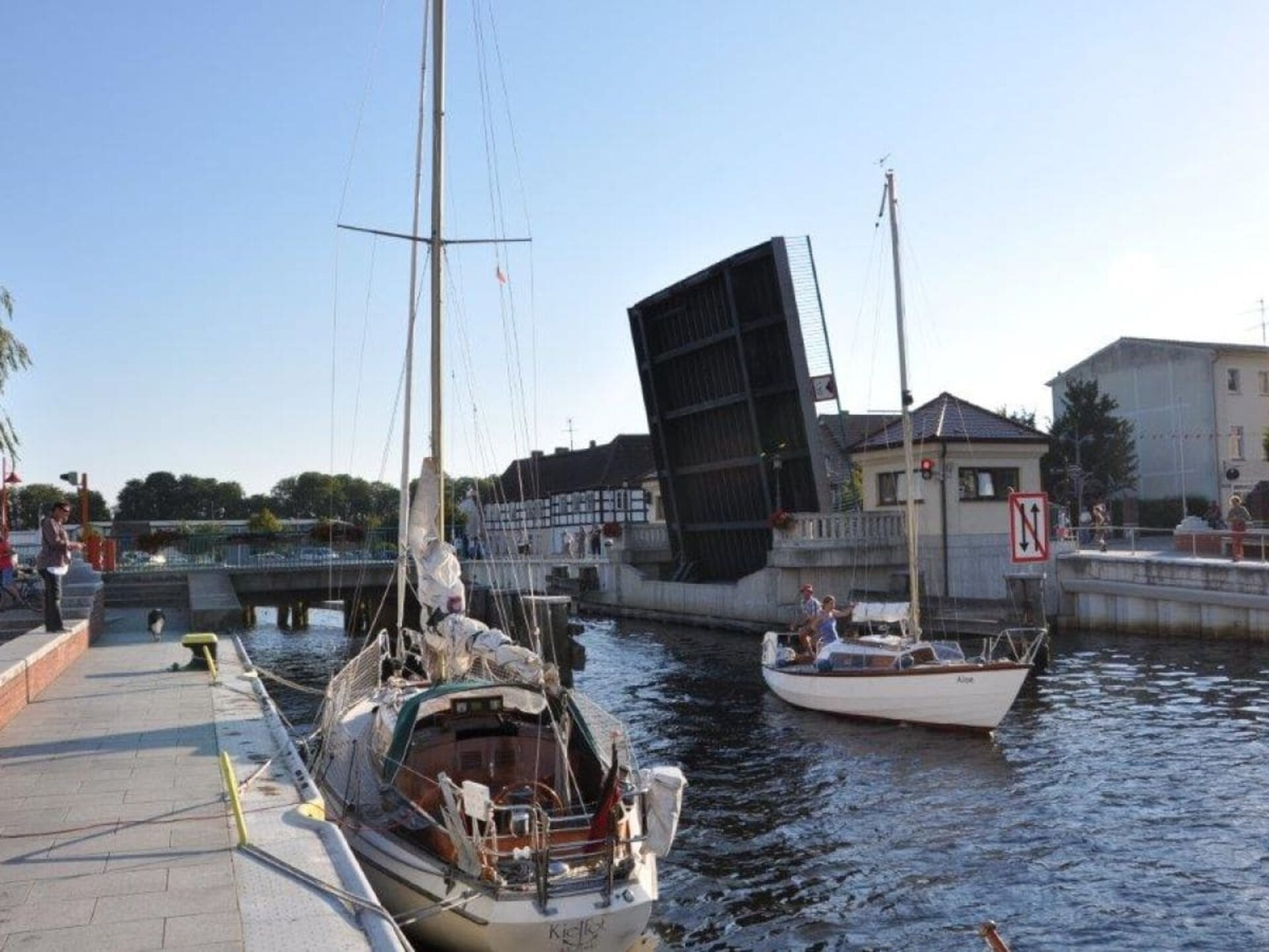 Knus appartement aan het water in Ueckermünde met zonneterras - foto 15