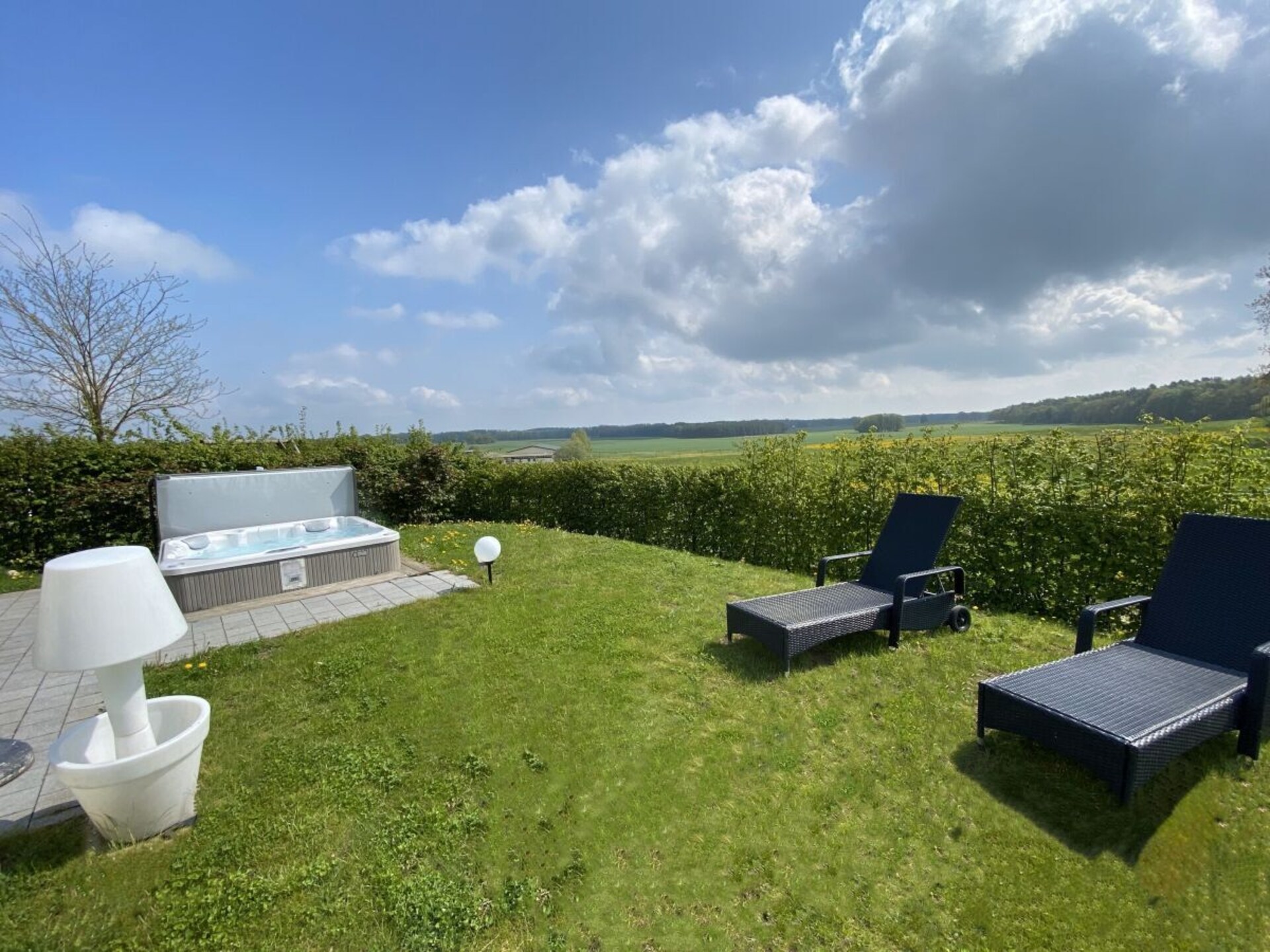 Ruim vakantiehuis met wellnessbadkamers en uitzicht op de natuur in Göhren-Lebbin - foto 1